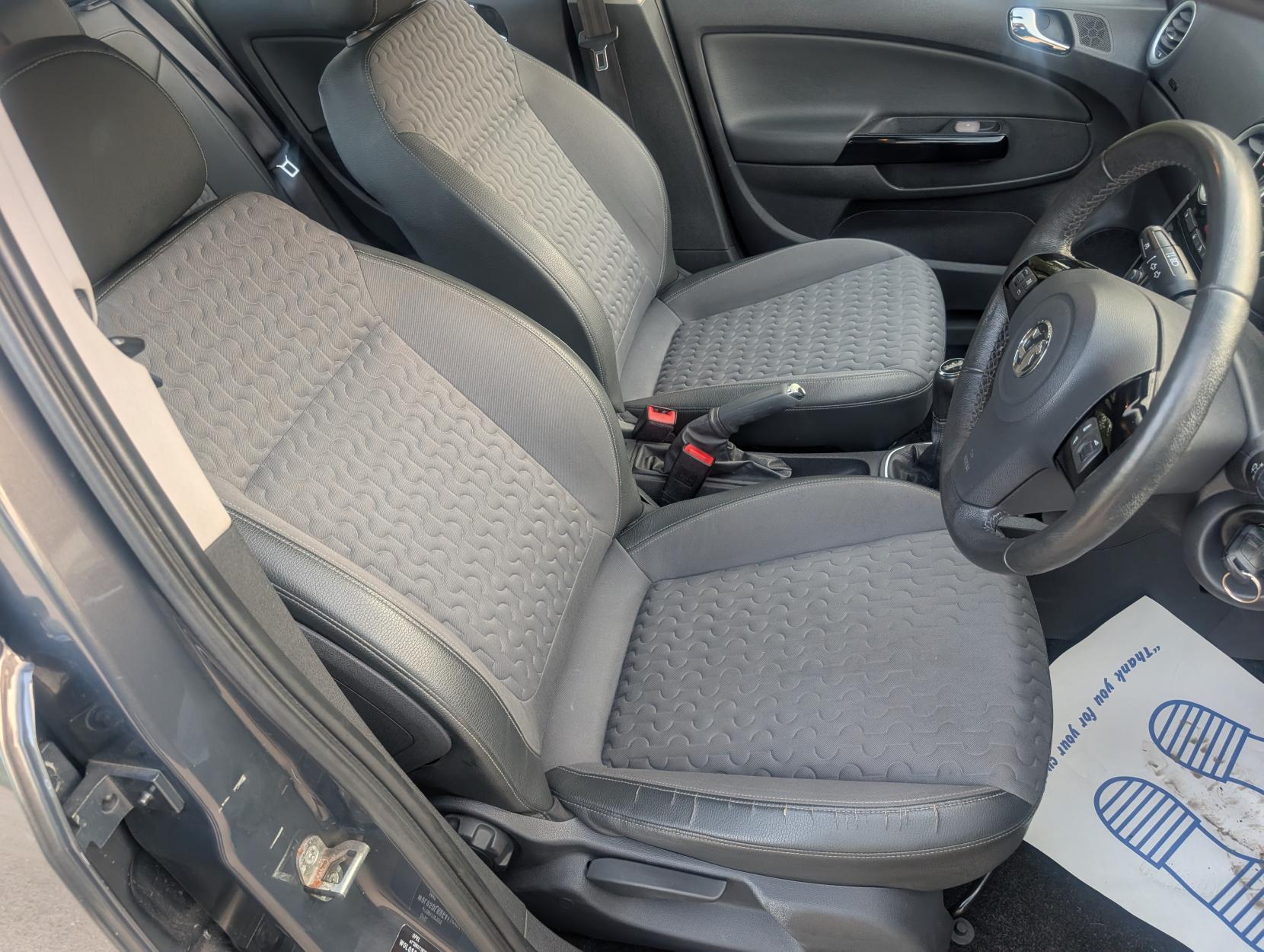 Vauxhall Corsa 1.4 16V SE Hatchback 5dr Petrol Manual Wide Ratio Euro 5 (100 ps)