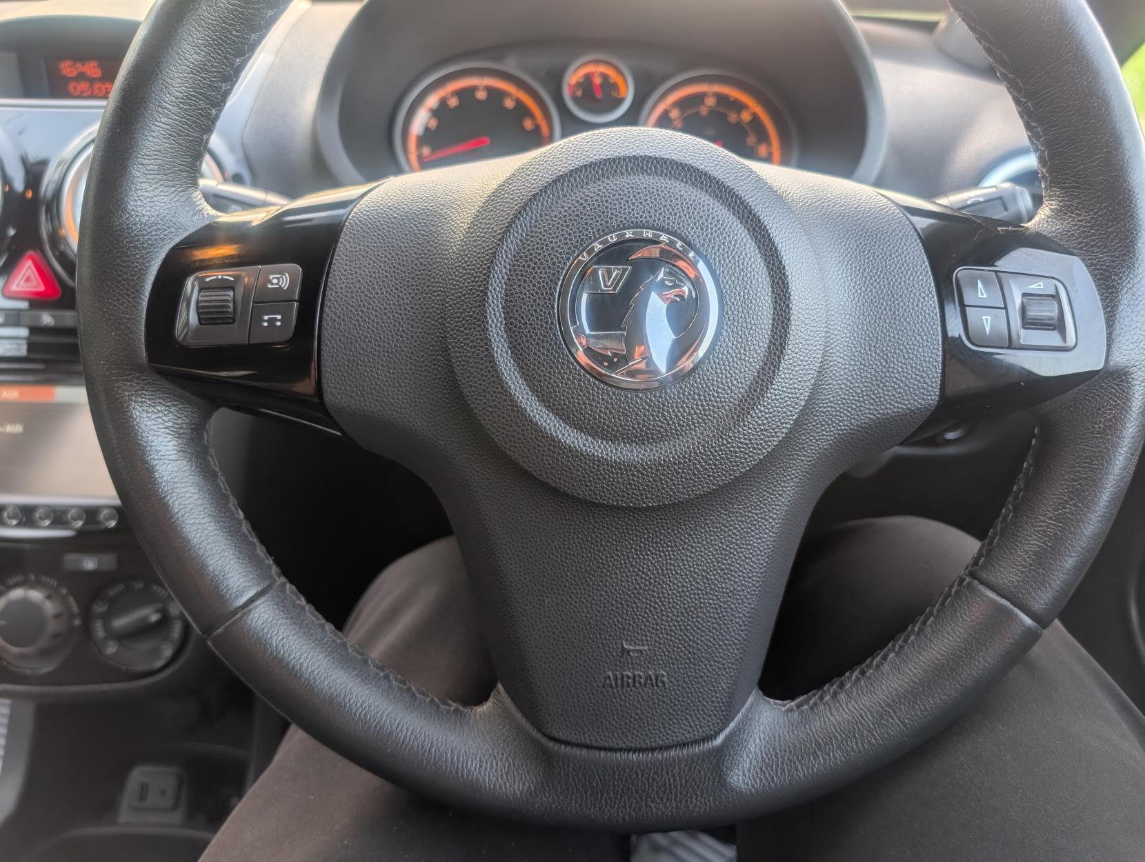 Vauxhall Corsa 1.4 16V SE Hatchback 5dr Petrol Manual Wide Ratio Euro 5 (100 ps)