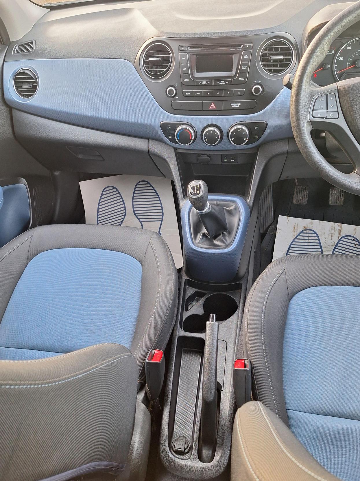 Hyundai i10 1.2 SE Hatchback 5dr Petrol Manual Euro 5 (87 ps)