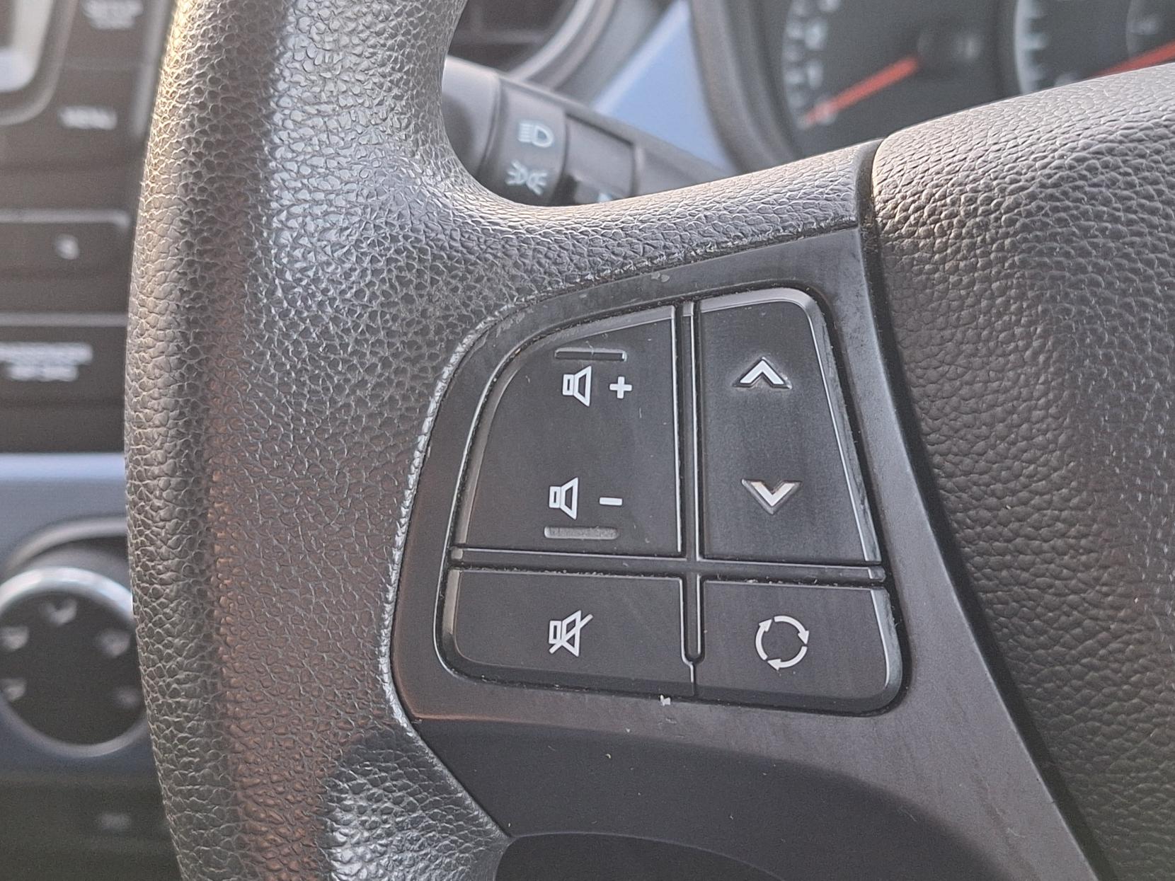 Hyundai i10 1.2 SE Hatchback 5dr Petrol Manual Euro 5 (87 ps)