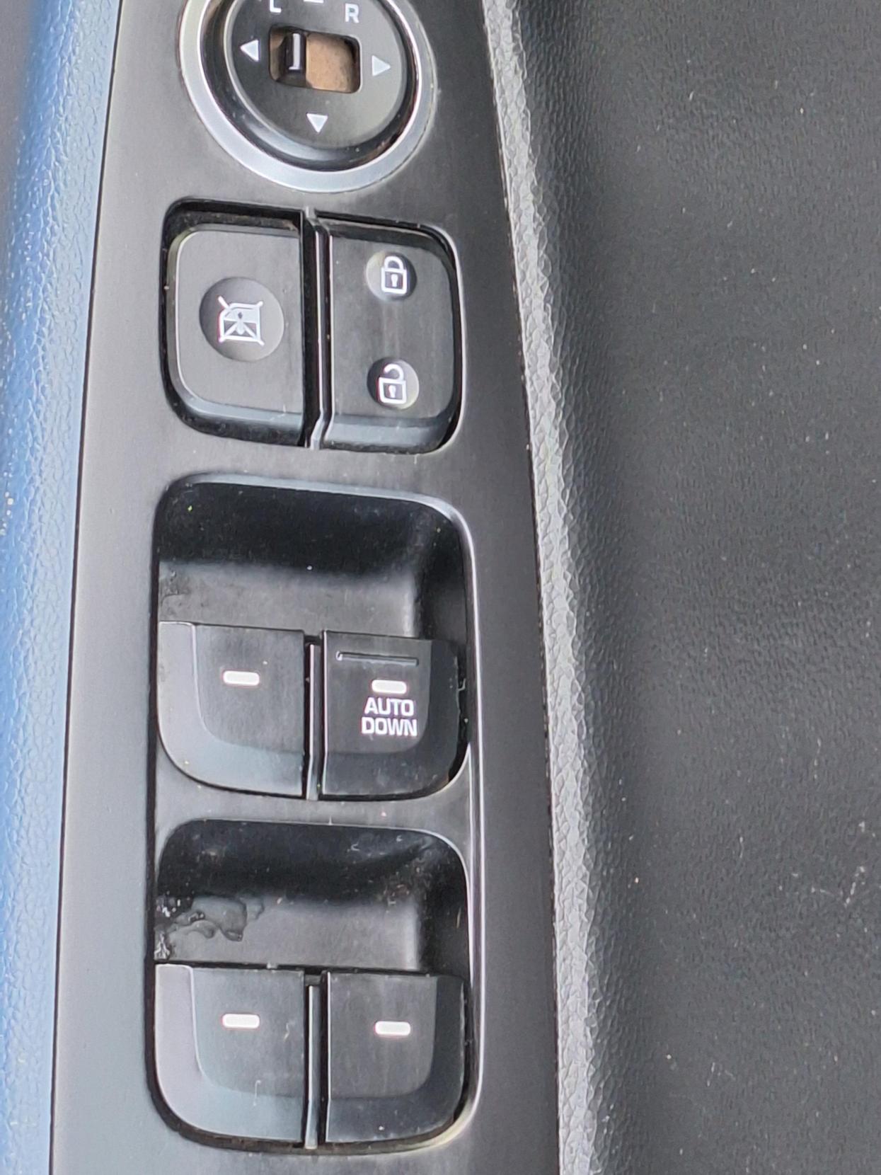 Hyundai i10 1.2 SE Hatchback 5dr Petrol Manual Euro 5 (87 ps)