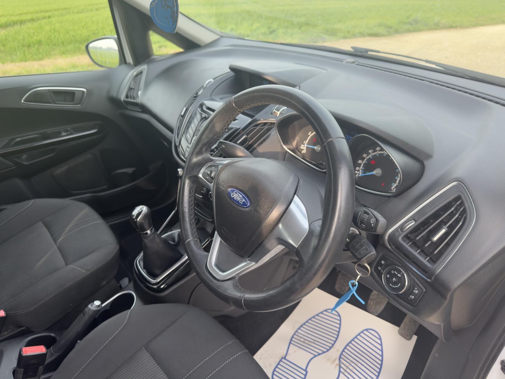 Ford B-Max 1.4 Zetec MPV 5dr Petrol Manual Euro 5 (90 ps)