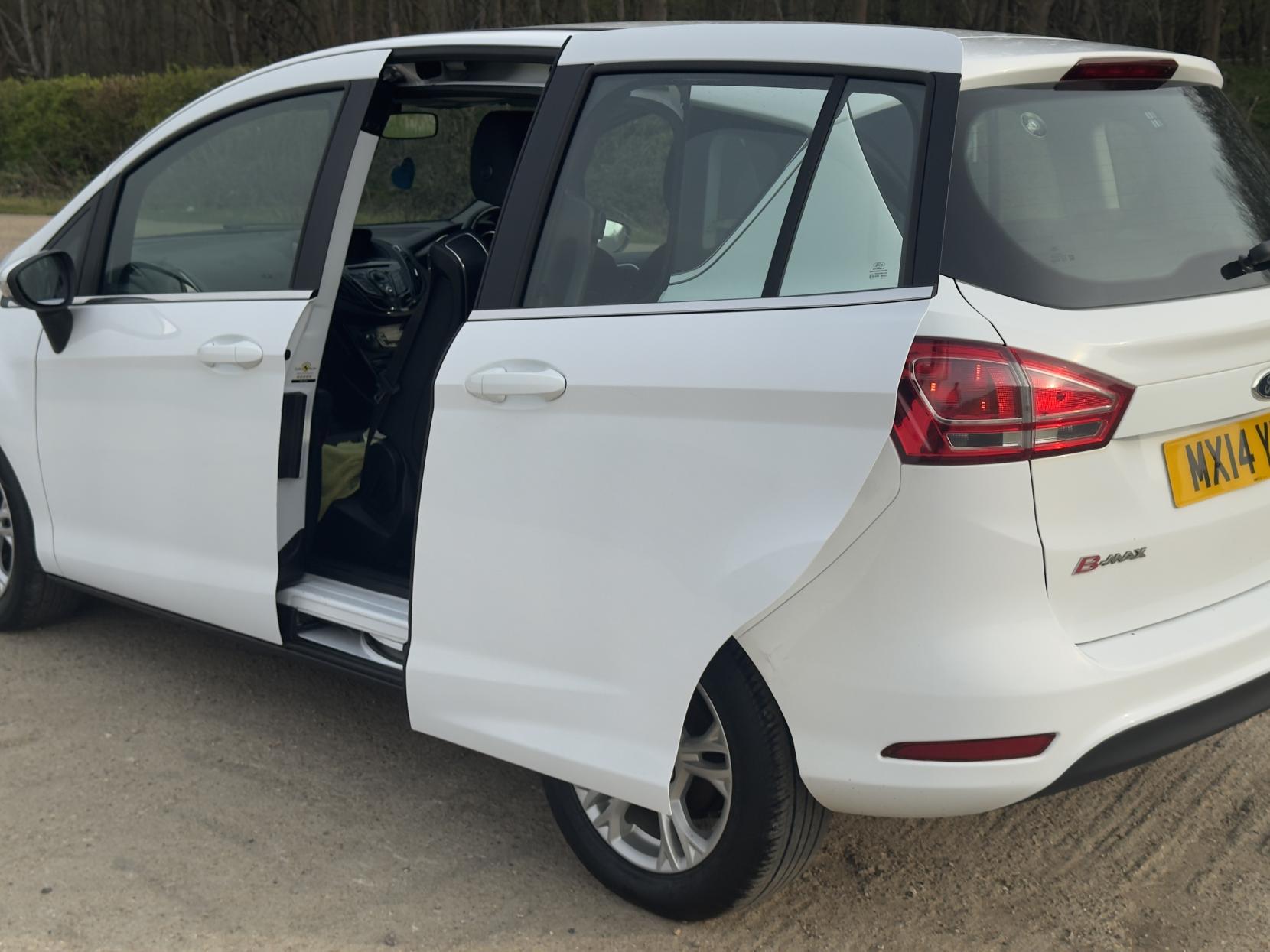 Ford B-Max 1.4 Zetec MPV 5dr Petrol Manual Euro 5 (90 ps)