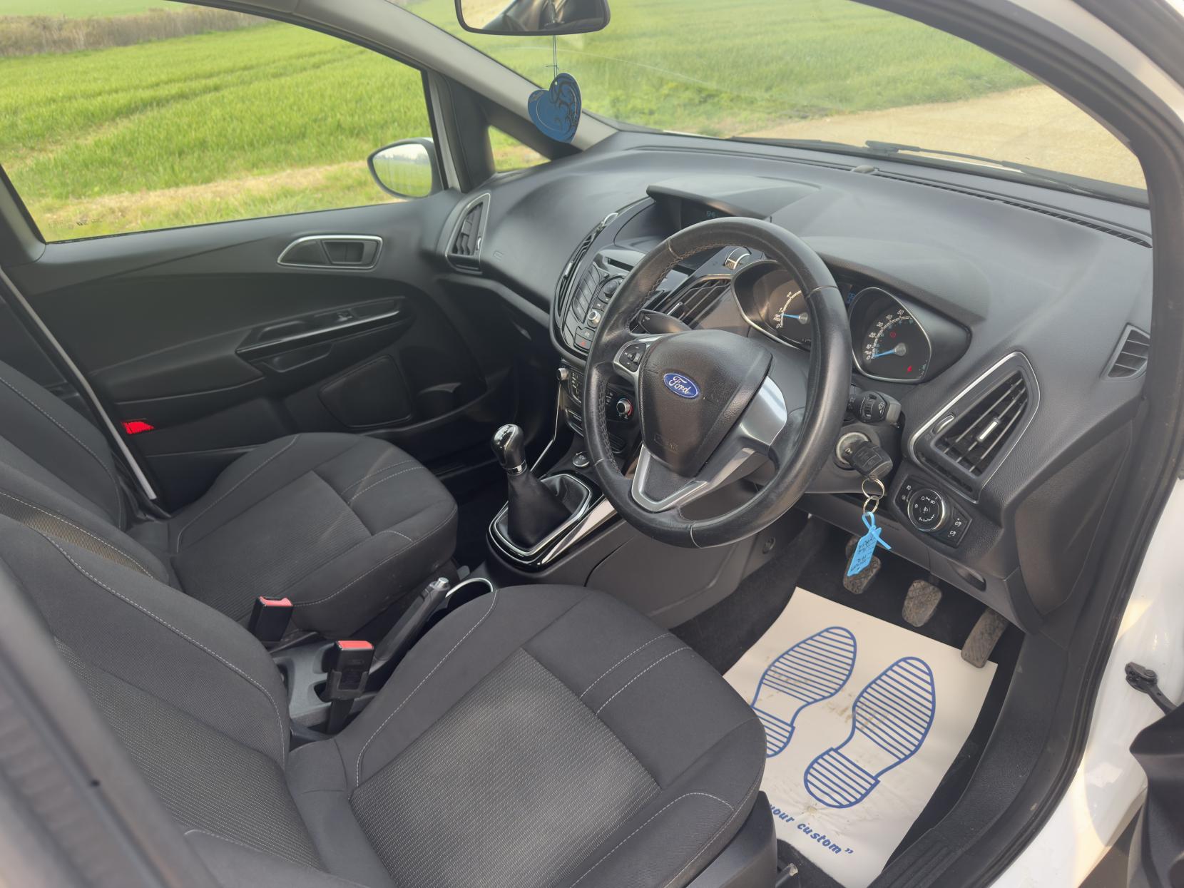 Ford B-Max 1.4 Zetec MPV 5dr Petrol Manual Euro 5 (90 ps)