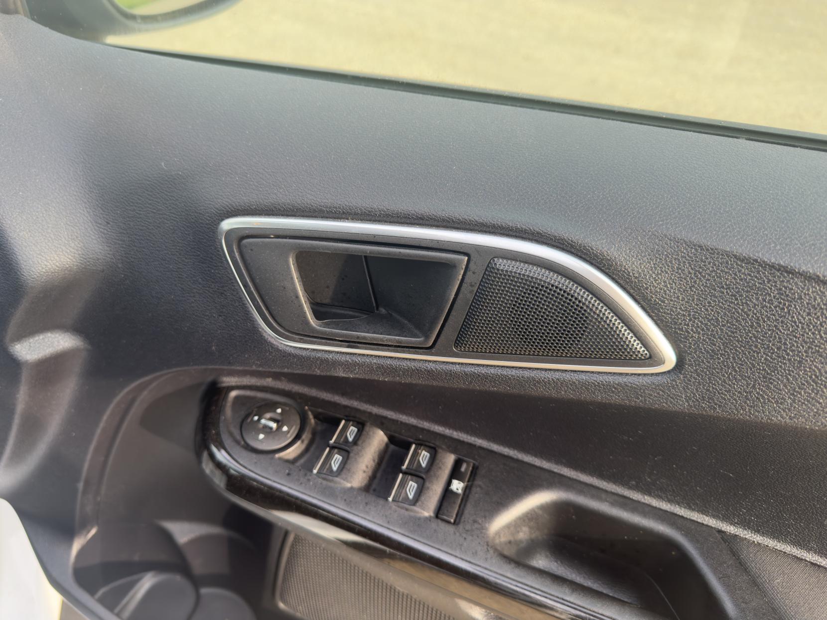 Ford B-Max 1.4 Zetec MPV 5dr Petrol Manual Euro 5 (90 ps)