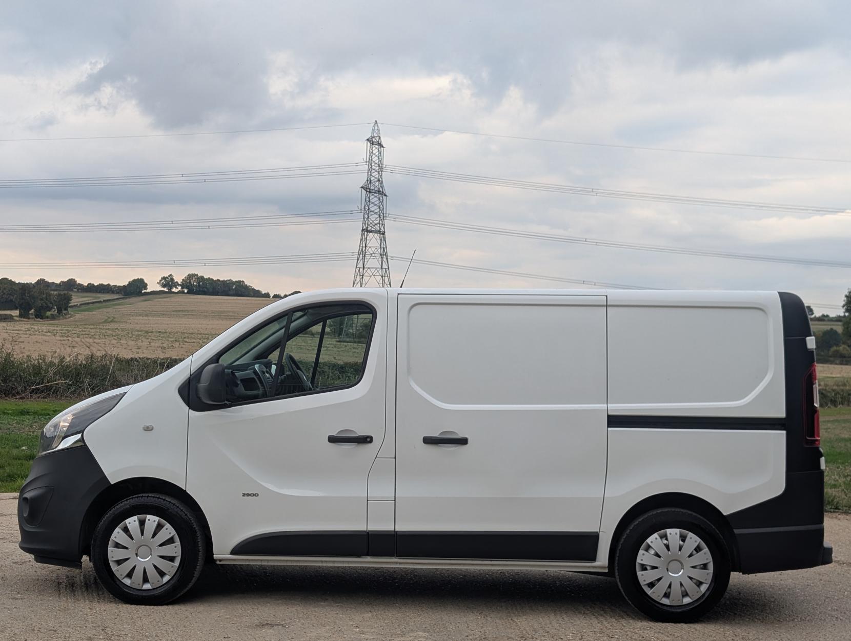 Vauxhall Vivaro 1.6 CDTi 2900 ecoFLEX Panel Van 5dr Diesel Manual L1 H1 Euro 5 (s/s) (90 ps)