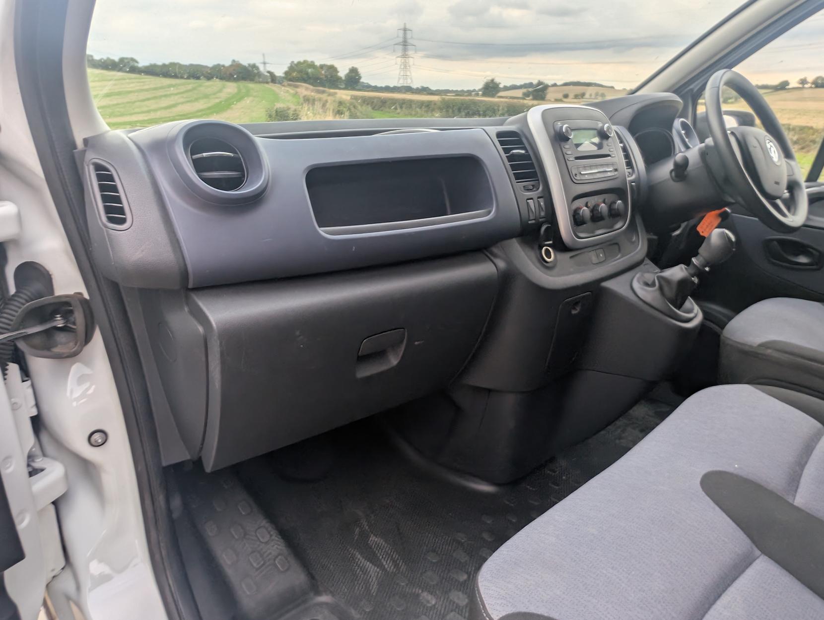 Vauxhall Vivaro 1.6 CDTi 2900 ecoFLEX Panel Van 5dr Diesel Manual L1 H1 Euro 5 (s/s) (90 ps)