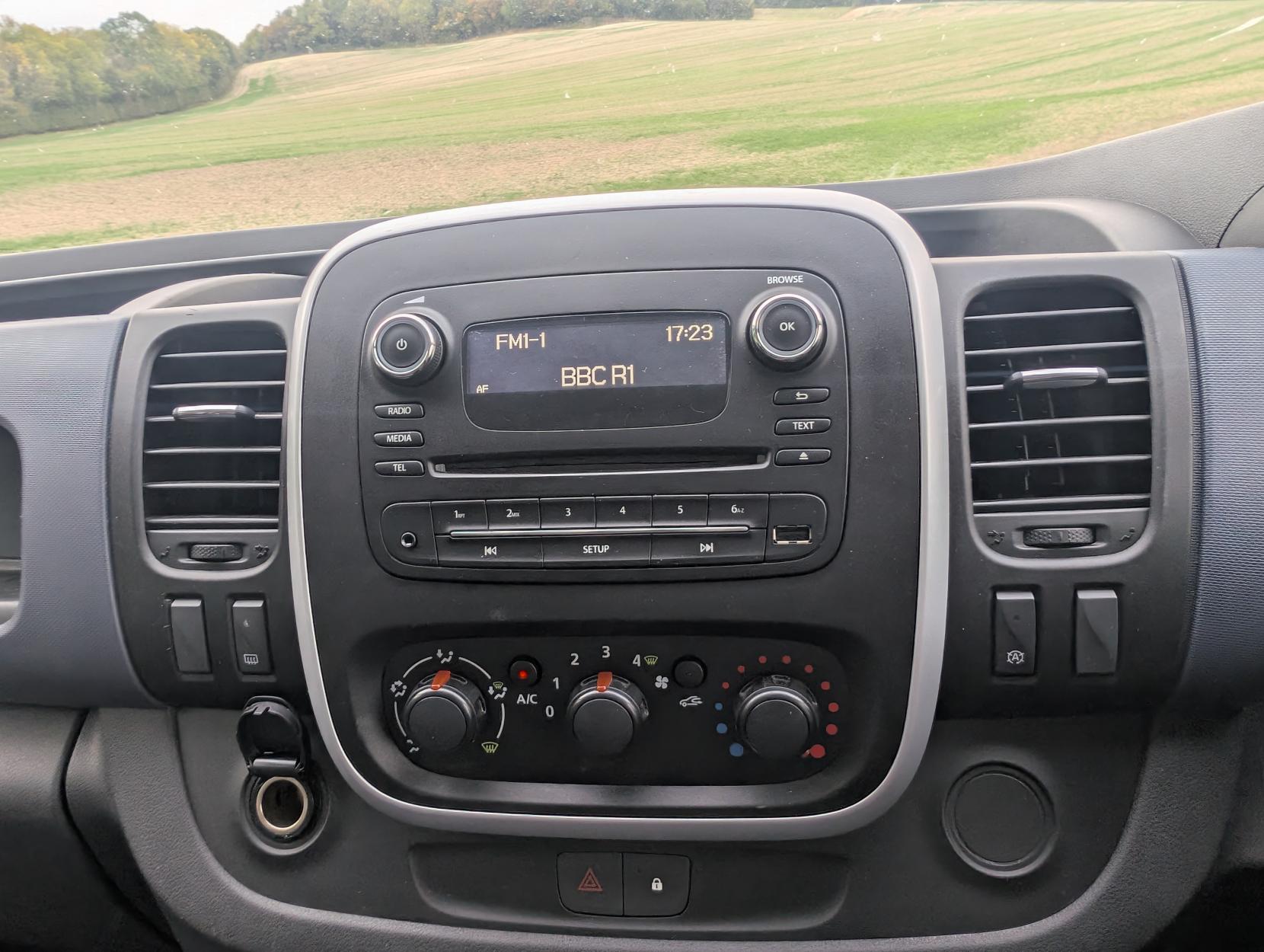 Vauxhall Vivaro 1.6 CDTi 2900 ecoFLEX Panel Van 5dr Diesel Manual L1 H1 Euro 5 (s/s) (90 ps)
