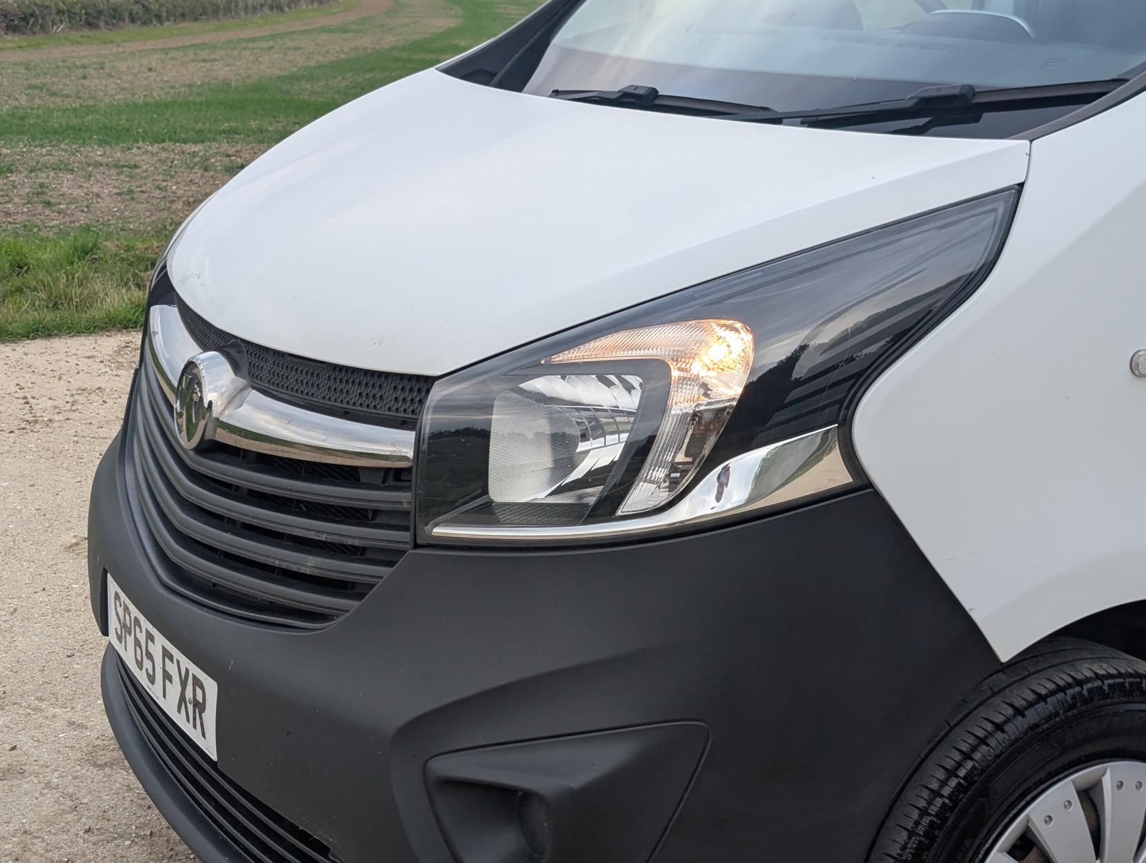 Vauxhall Vivaro 1.6 CDTi 2900 ecoFLEX Panel Van 5dr Diesel Manual L1 H1 Euro 5 (s/s) (90 ps)