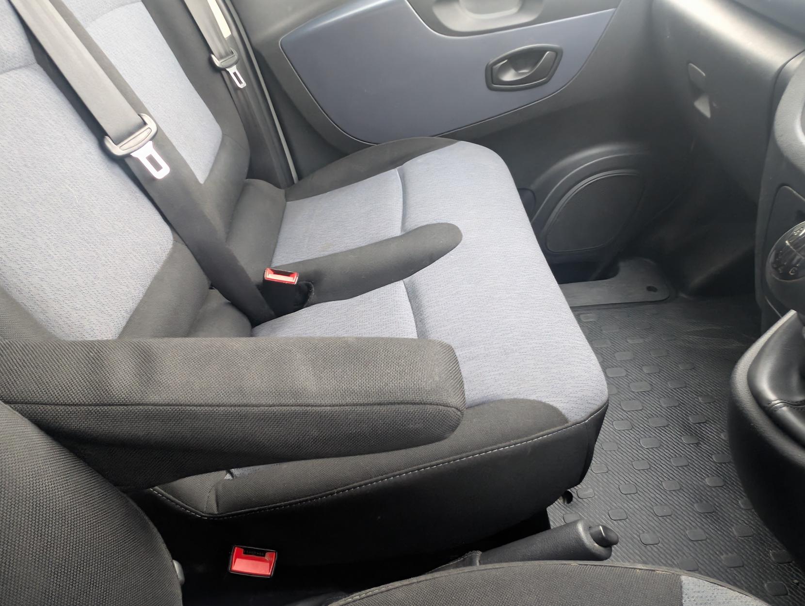 Vauxhall Vivaro 1.6 CDTi 2900 ecoFLEX Panel Van 5dr Diesel Manual L1 H1 Euro 5 (s/s) (90 ps)