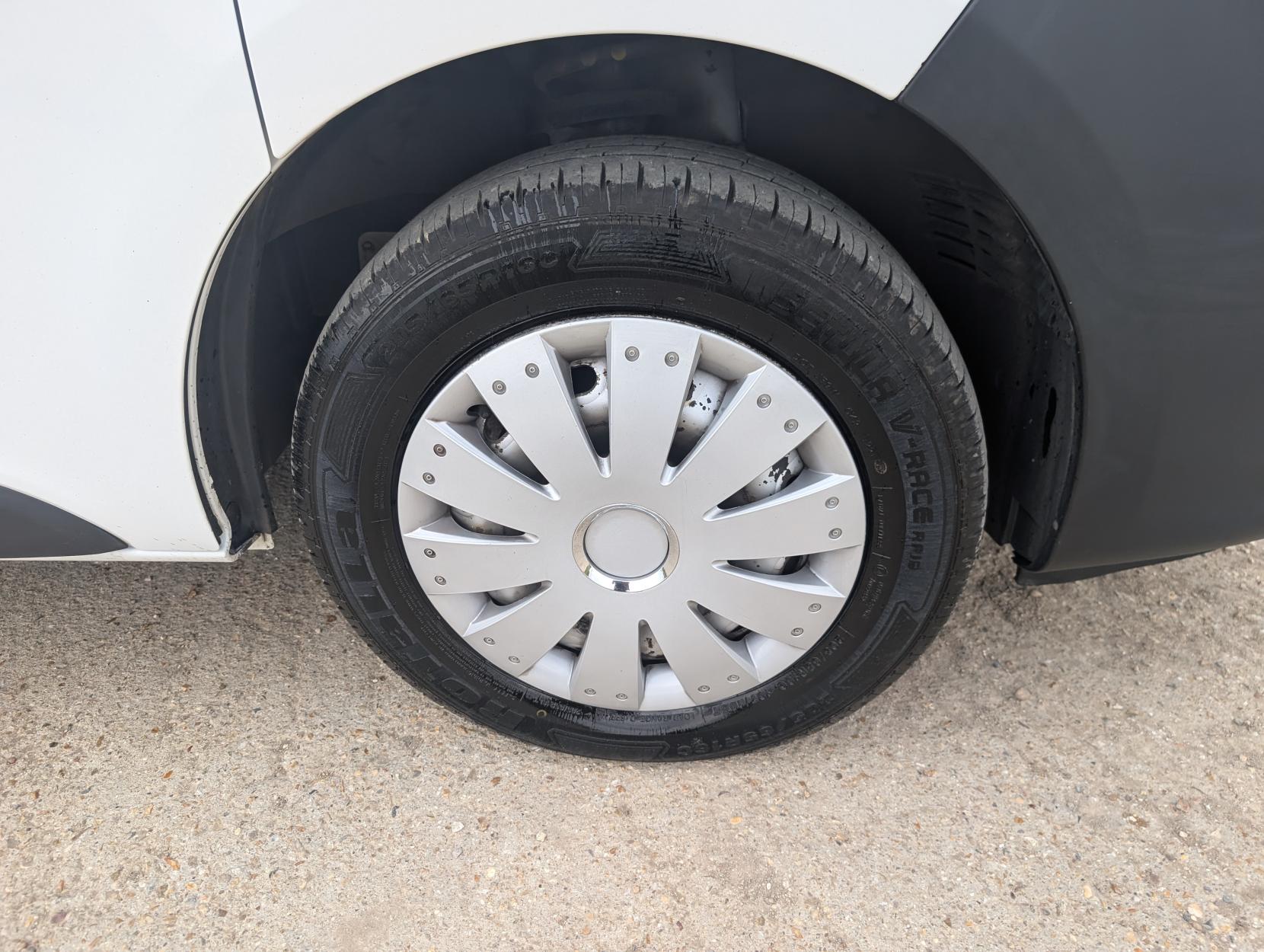 Vauxhall Vivaro 1.6 CDTi 2900 ecoFLEX Panel Van 5dr Diesel Manual L1 H1 Euro 5 (s/s) (90 ps)