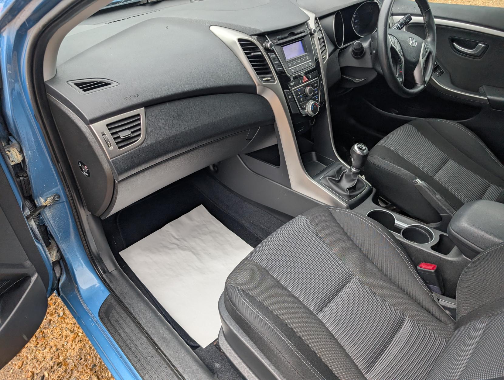 Hyundai i30 1.4 Active Hatchback 5dr Petrol Manual Euro 5 (100 ps)