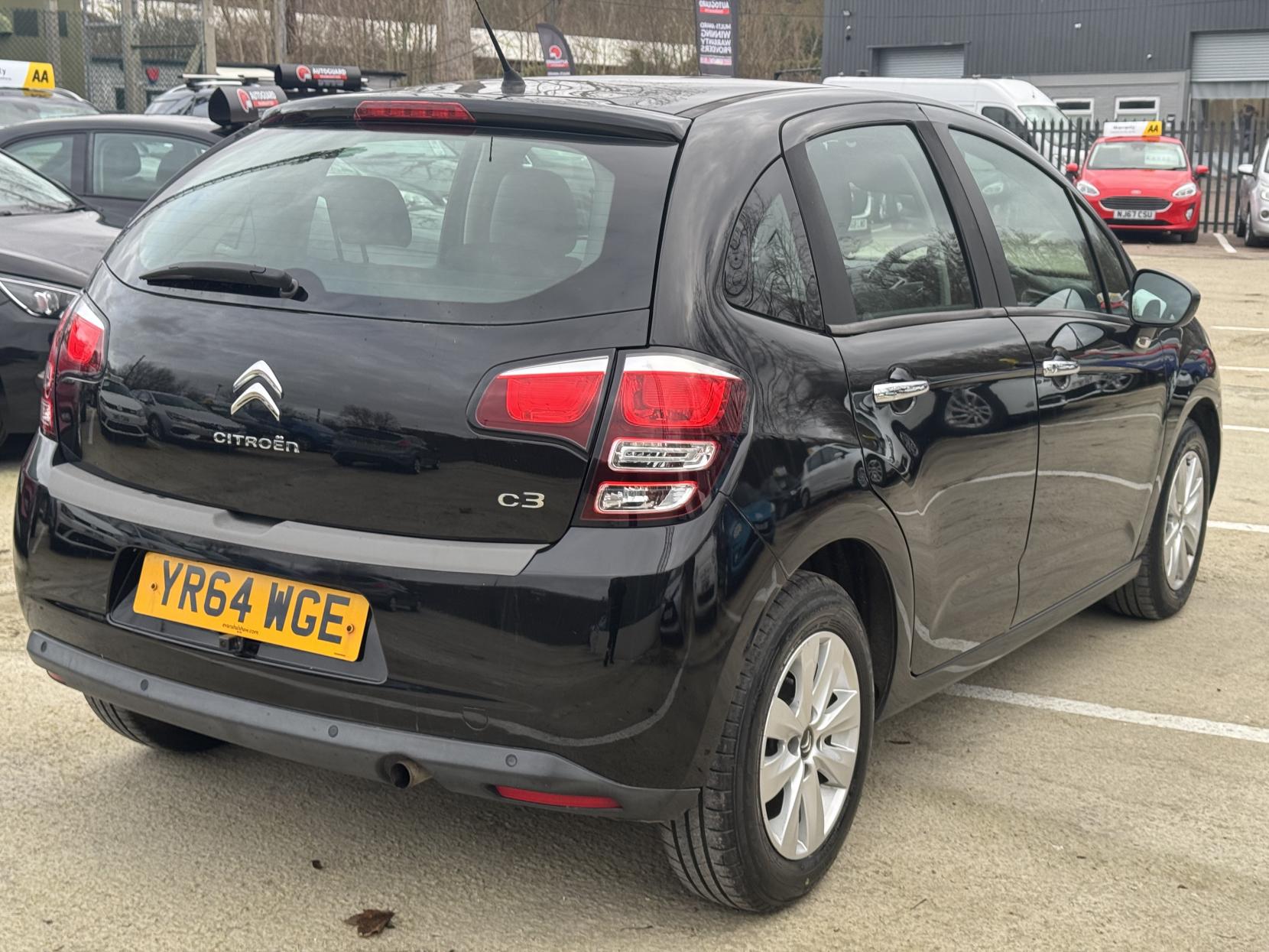 Citroen C3 1.2 VTi VTR+ Hatchback 5dr Petrol Manual Euro 5 (82 ps)