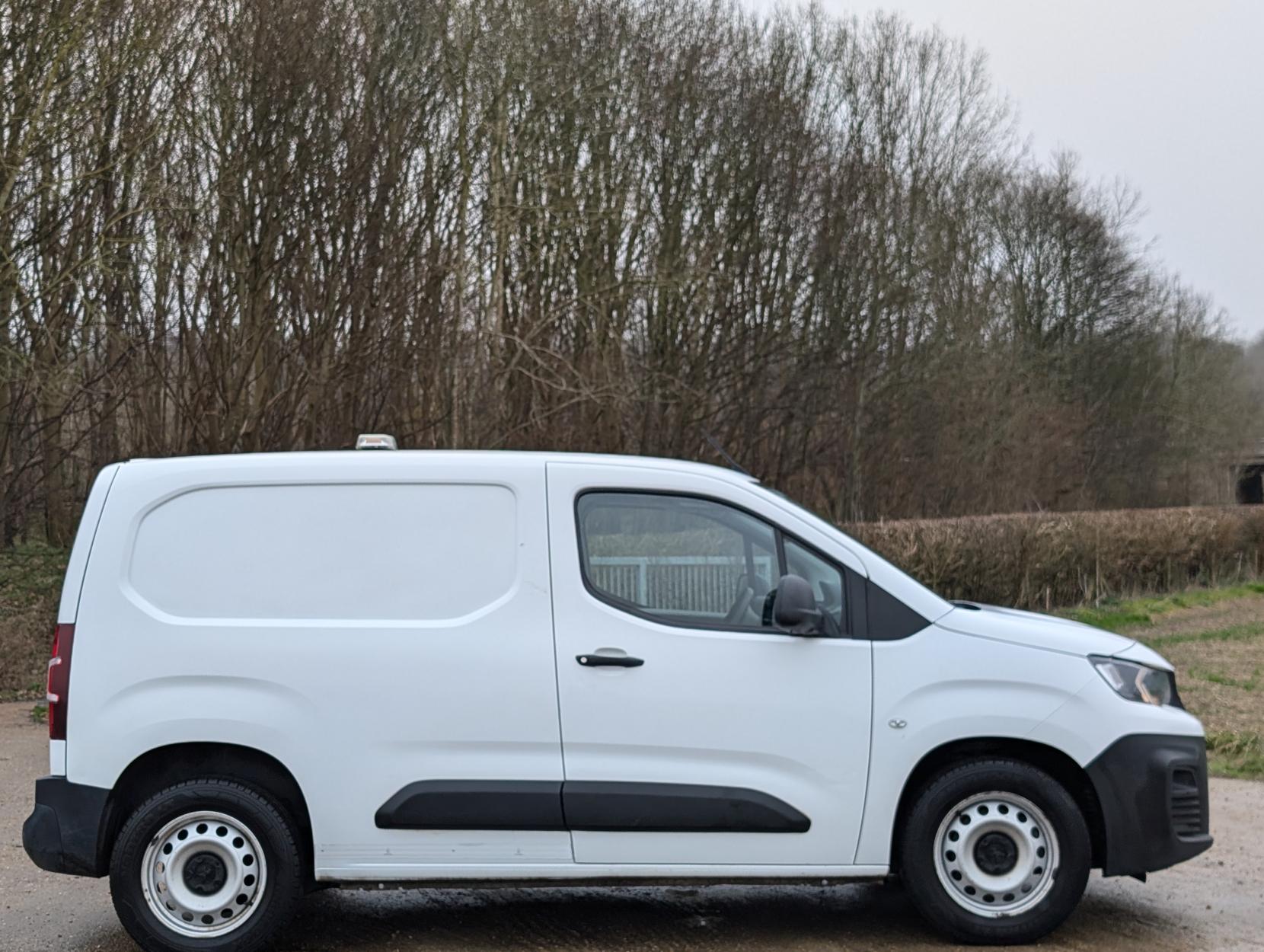 Peugeot Partner 1.6 BlueHDi 1000 Grip Standard Panel Van 5dr Diesel Manual SWB Euro 6 (s/s) (100 bhp)