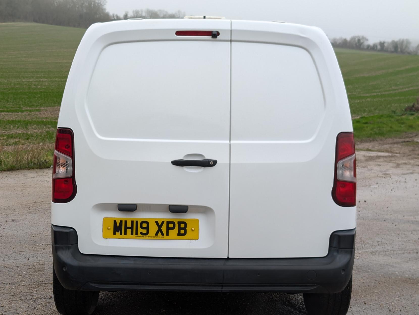 Peugeot Partner 1.6 BlueHDi 1000 Grip Standard Panel Van 5dr Diesel Manual SWB Euro 6 (s/s) (100 bhp)