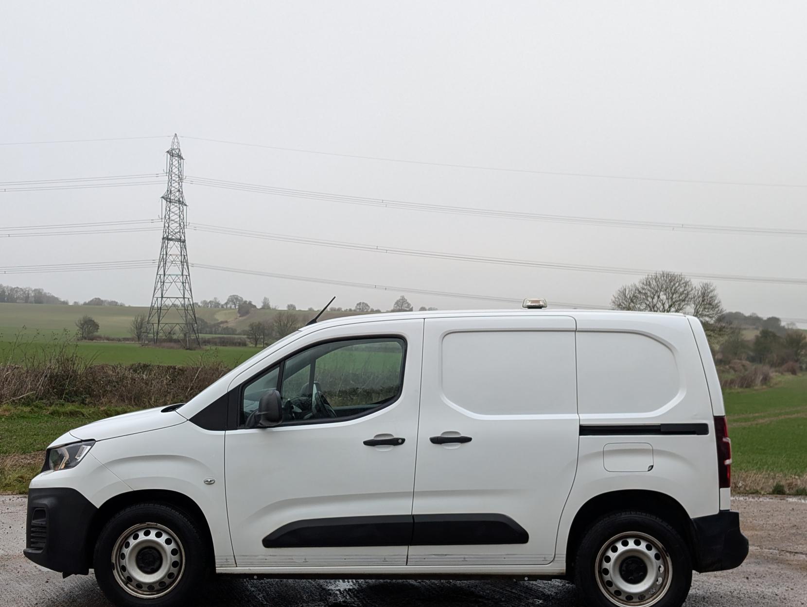 Peugeot Partner 1.6 BlueHDi 1000 Grip Standard Panel Van 5dr Diesel Manual SWB Euro 6 (s/s) (100 bhp)