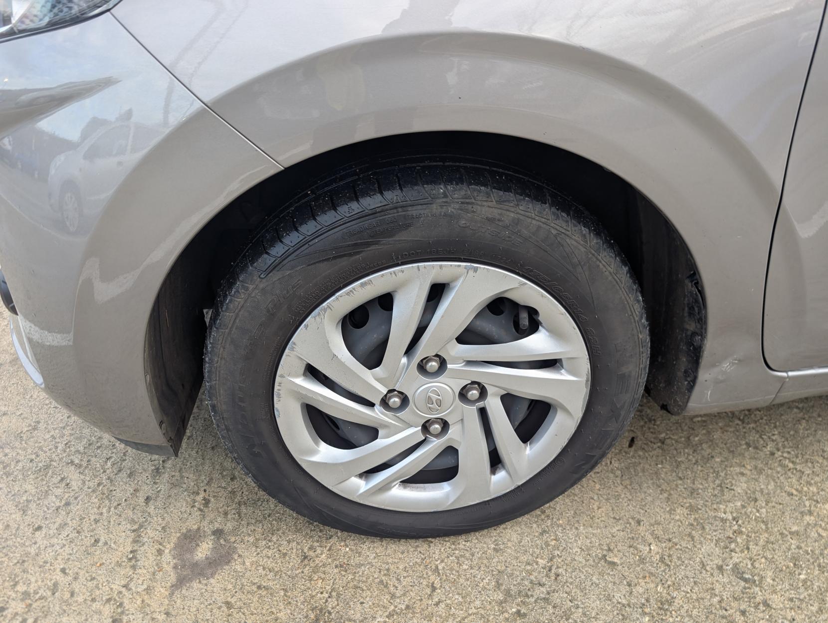 Hyundai i10 1.0 SE Hatchback 5dr Petrol Manual Euro 6 (s/s) (67 ps)