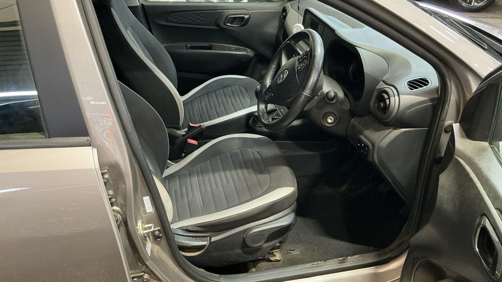 Hyundai i10 1.0 SE Hatchback 5dr Petrol Manual Euro 6 (s/s) (67 ps)