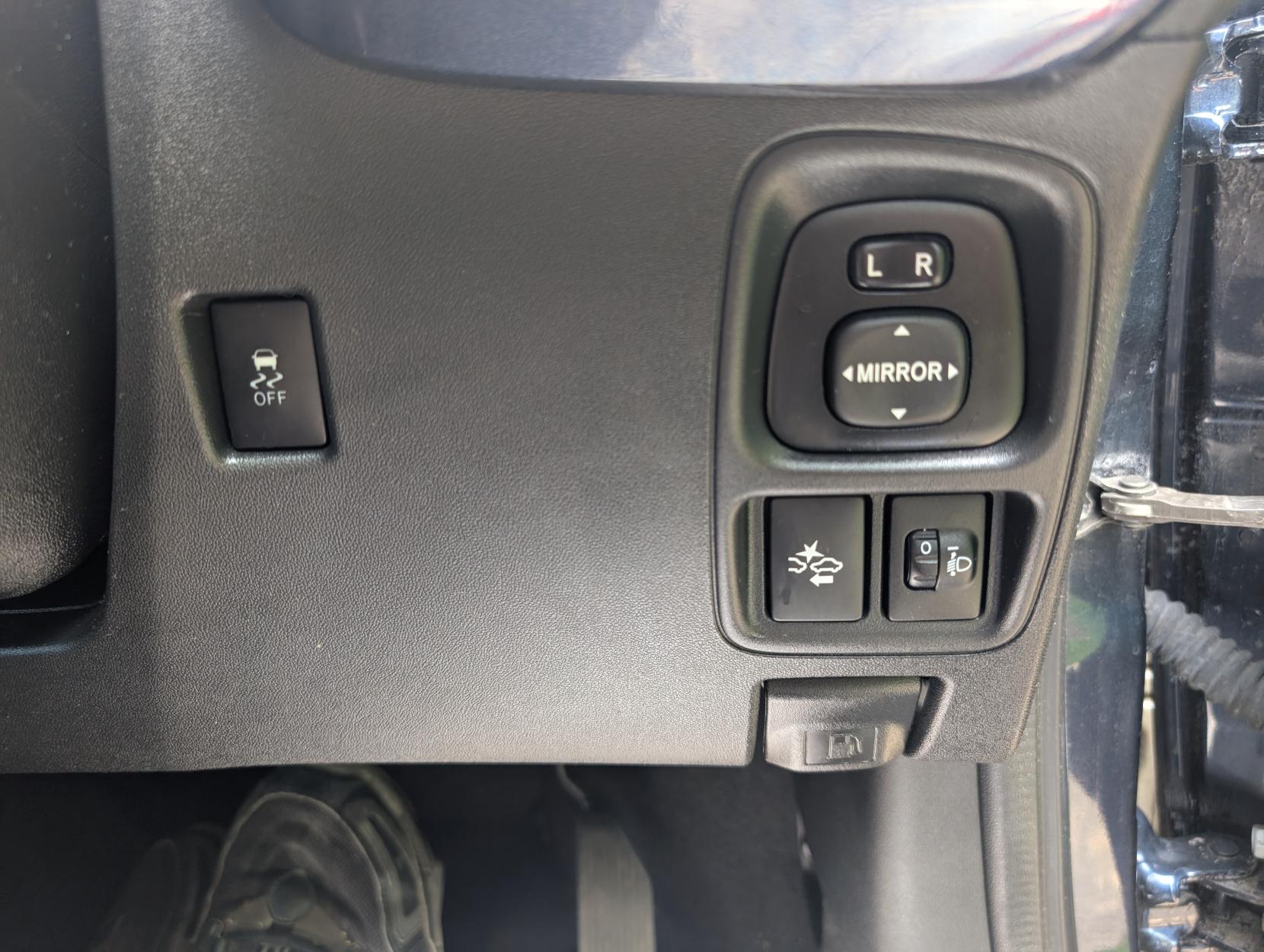 Toyota AYGO 1.0 VVT-i x-pression x-wave 5dr Petrol x-shift Euro 6 (Safety Sense) (68 ps)
