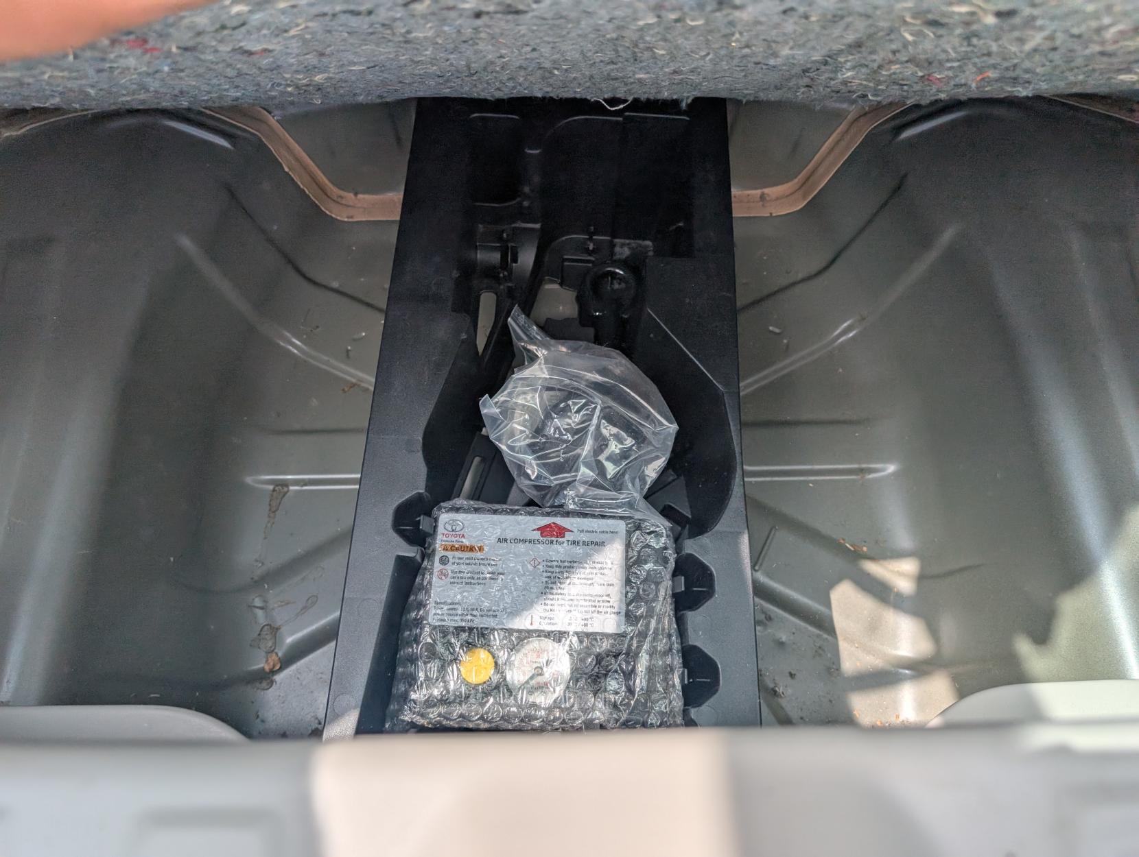Toyota AYGO 1.0 VVT-i x-pression x-wave 5dr Petrol x-shift Euro 6 (Safety Sense) (68 ps)