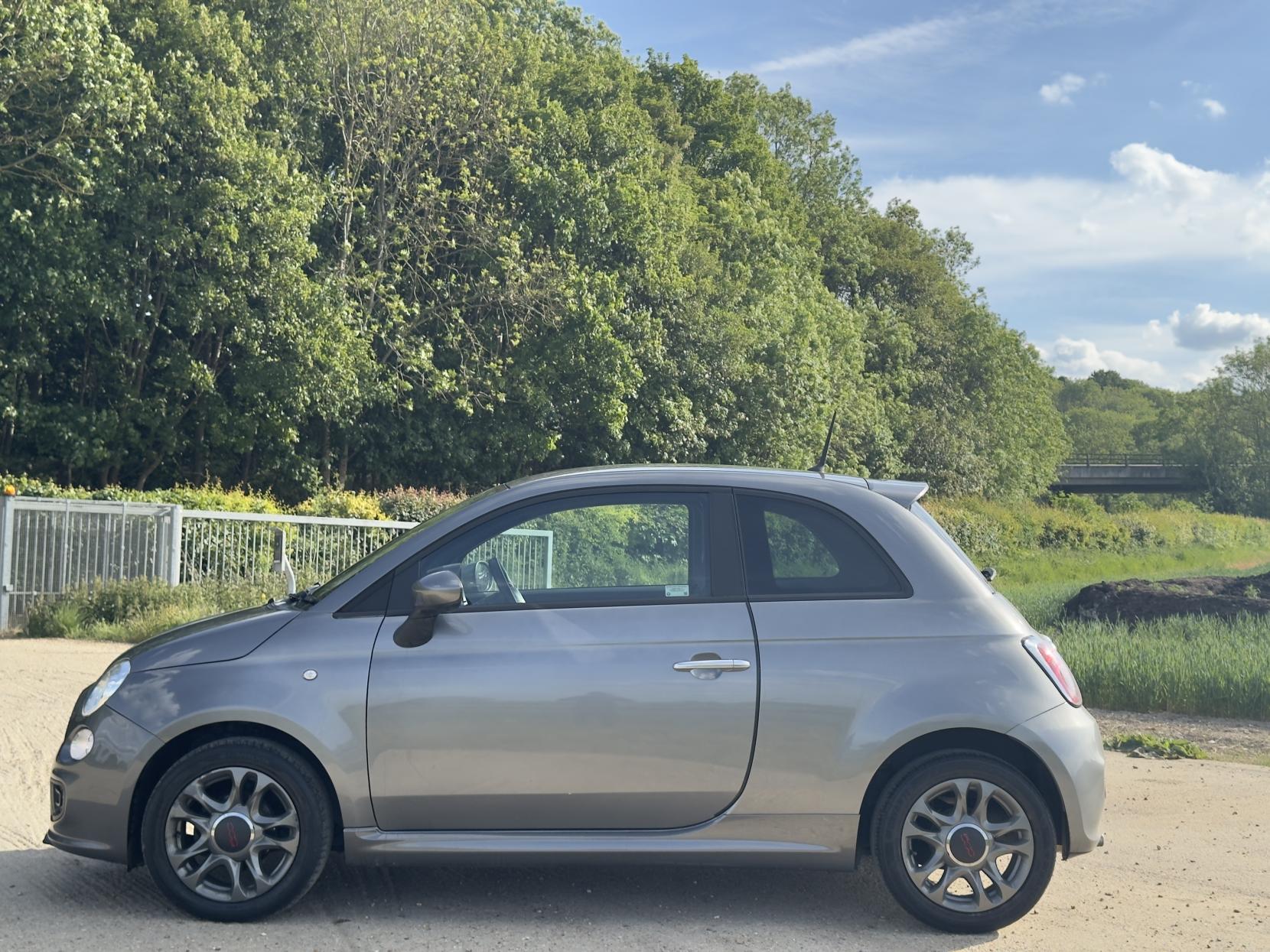 Fiat 500 1.2 S Hatchback 3dr Petrol Dualogic Euro 5 (s/s) (69 bhp)