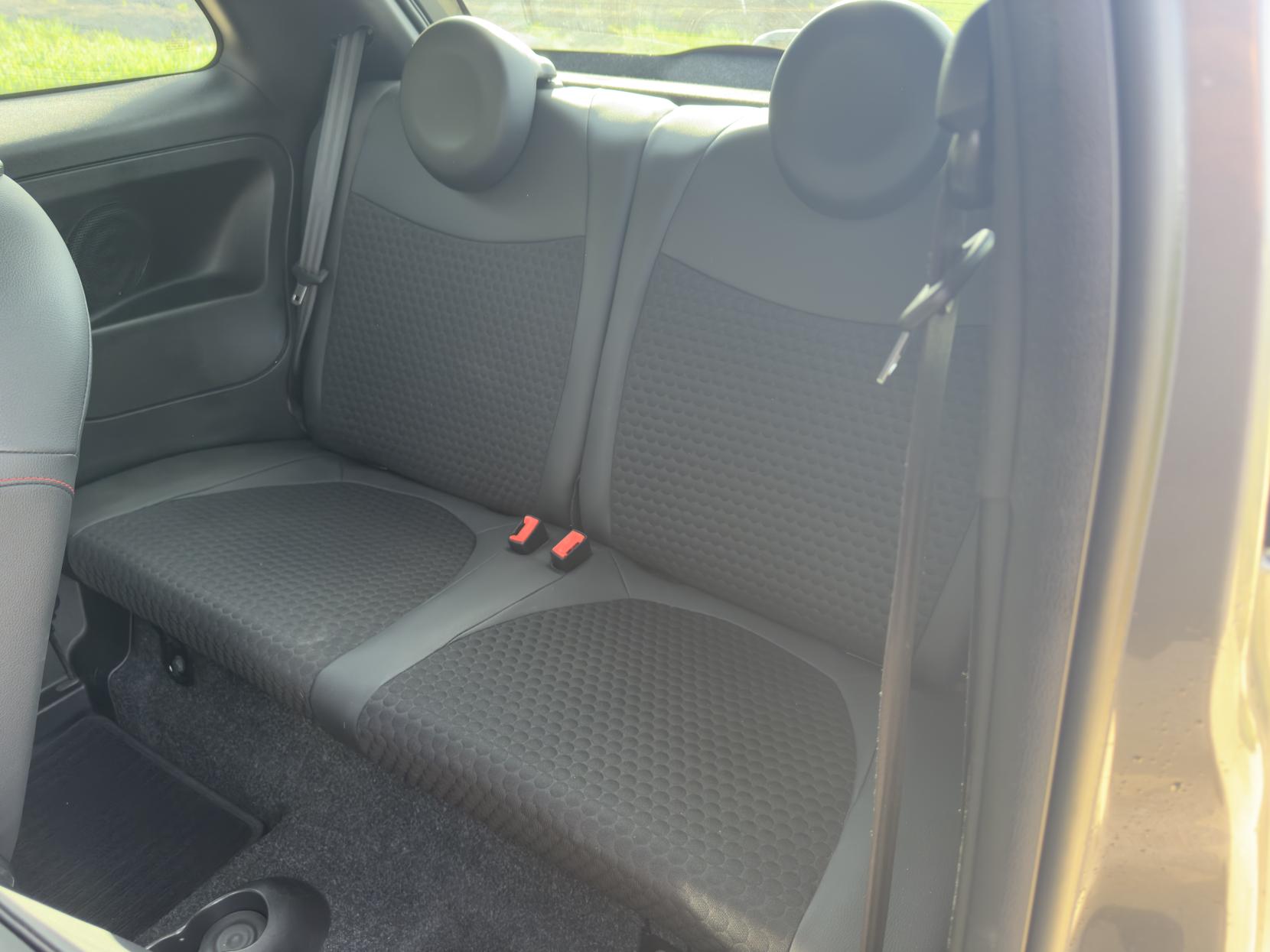 Fiat 500 1.2 S Hatchback 3dr Petrol Dualogic Euro 5 (s/s) (69 bhp)