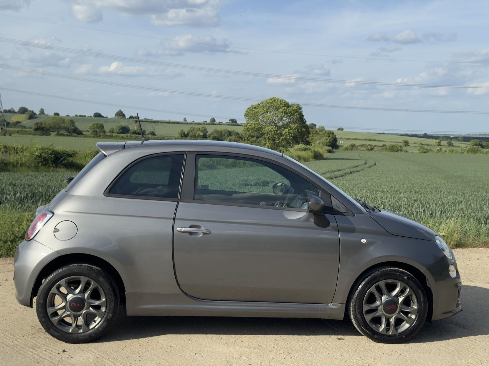 Fiat 500 1.2 S Hatchback 3dr Petrol Dualogic Euro 5 (s/s) (69 bhp)