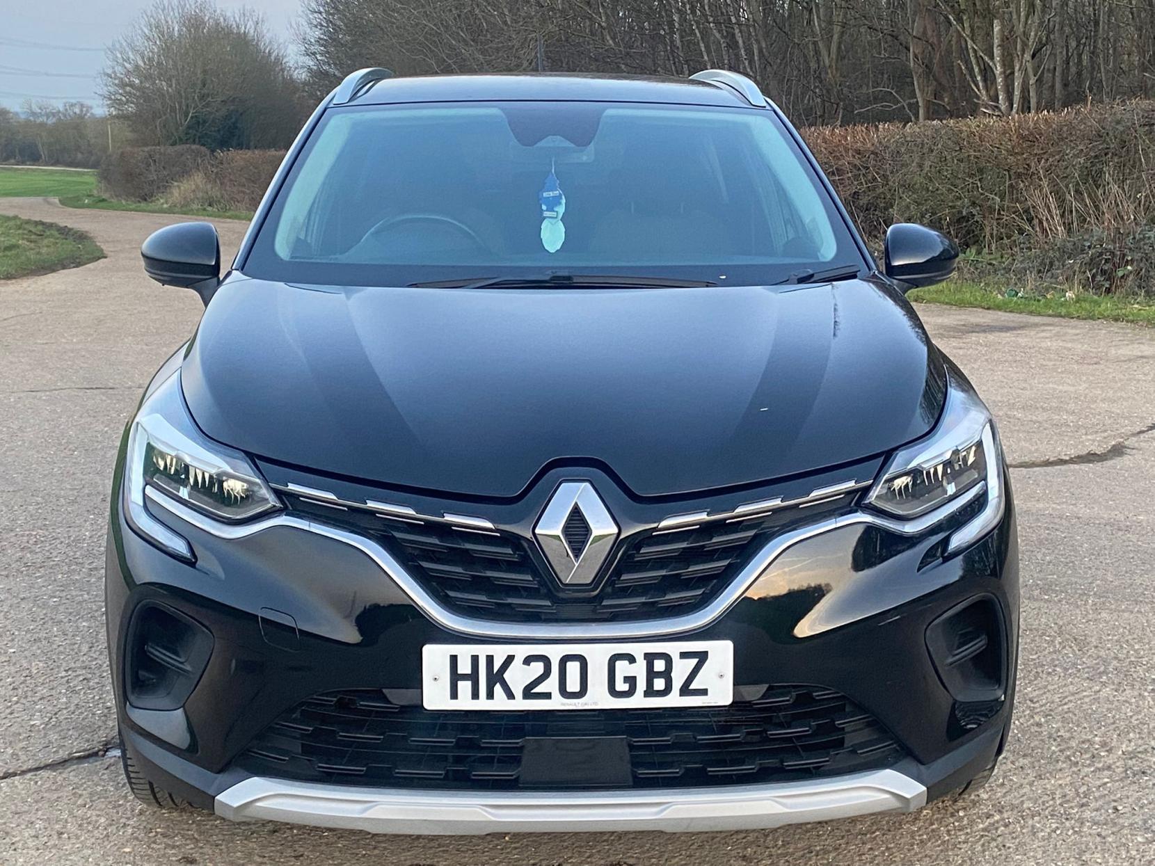 Renault Captur 1.5 Blue dCi Iconic SUV 5dr Diesel Manual Euro 6 (s/s) (95 ps)