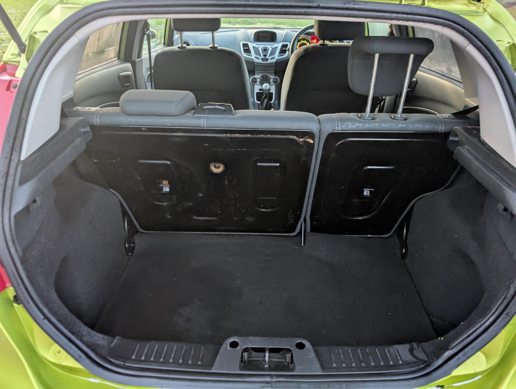 Ford Fiesta 1.25 Zetec Hatchback 5dr Petrol Manual (133 g/km, 81 bhp)