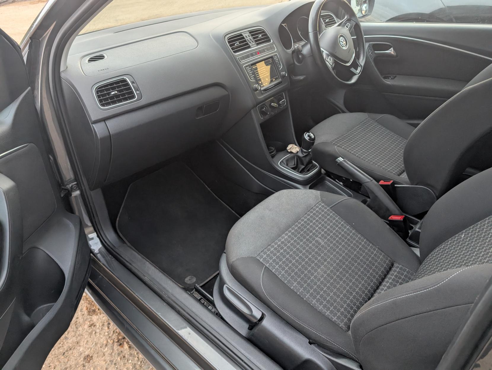 Volkswagen Polo 1.0 BlueMotion Tech Match Hatchback 3dr Petrol Manual Euro 6 (s/s) (75 ps)