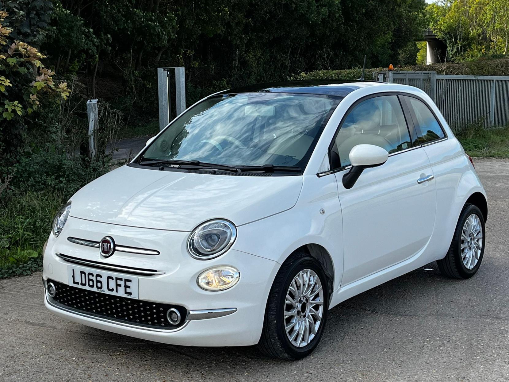 Fiat 500 1.2 Lounge Hatchback 3dr Petrol Manual Euro 6 (s/s) (69 bhp)