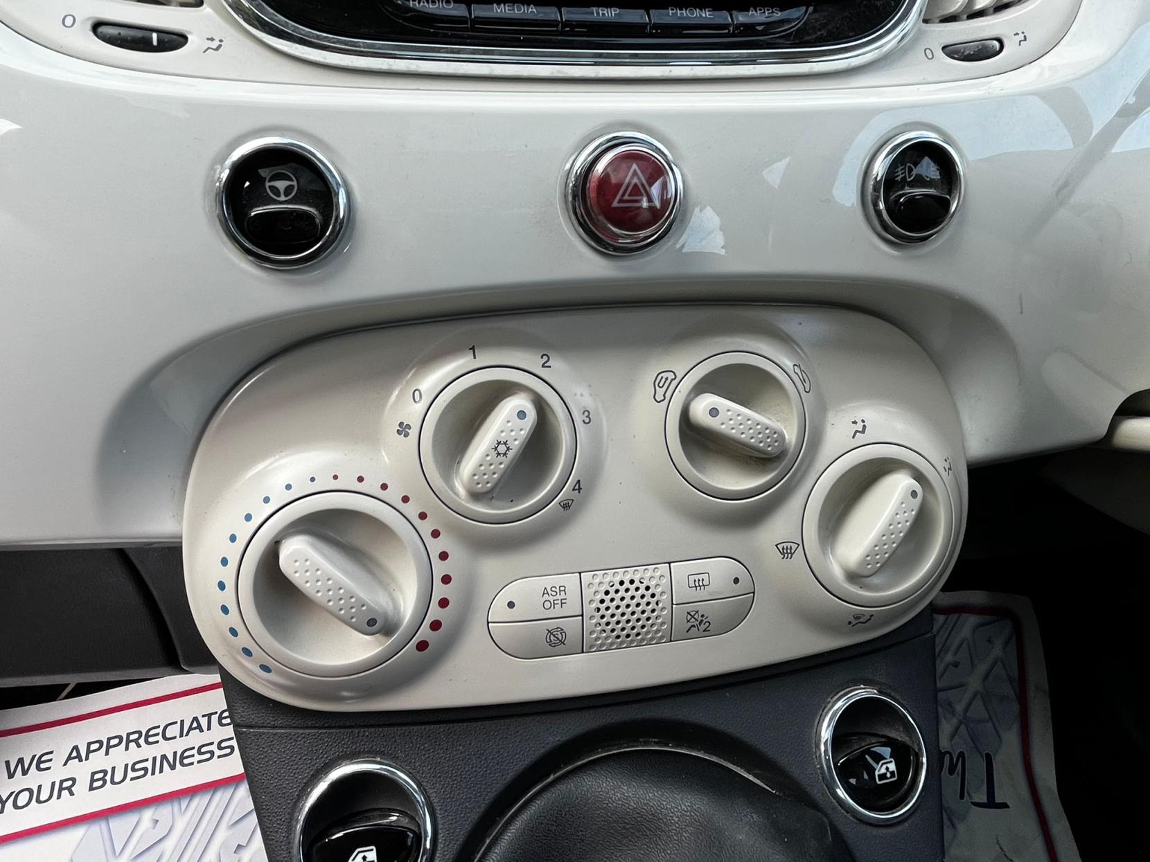 Fiat 500 1.2 Lounge Hatchback 3dr Petrol Manual Euro 6 (s/s) (69 bhp)
