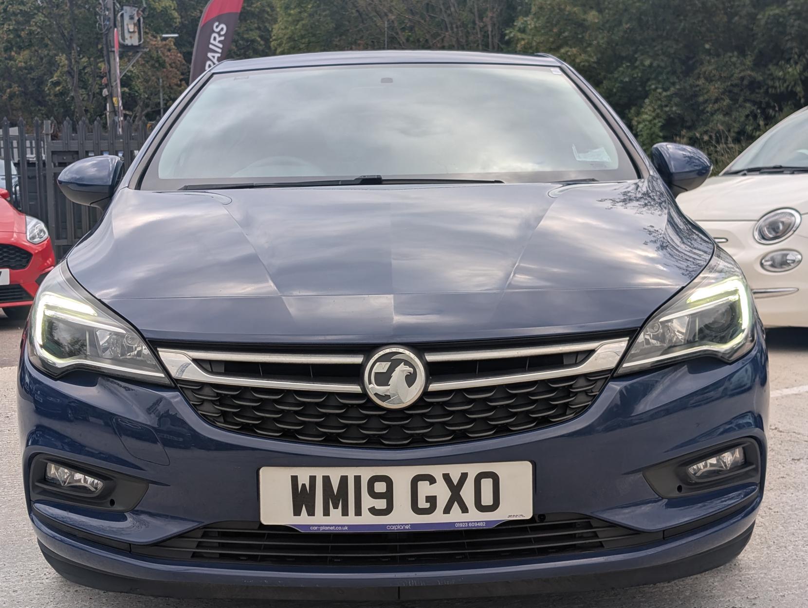 Vauxhall Astra 1.6 CDTi ecoTEC BlueInjection Design Hatchback 5dr Diesel Manual Euro 6 (s/s) (110 ps)