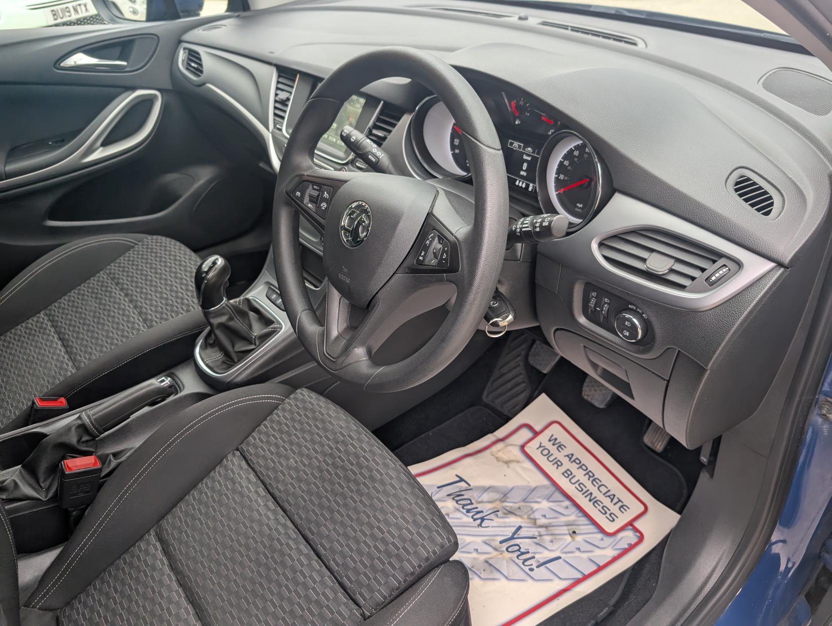Vauxhall Astra 1.6 CDTi ecoTEC BlueInjection Design Hatchback 5dr Diesel Manual Euro 6 (s/s) (110 ps)