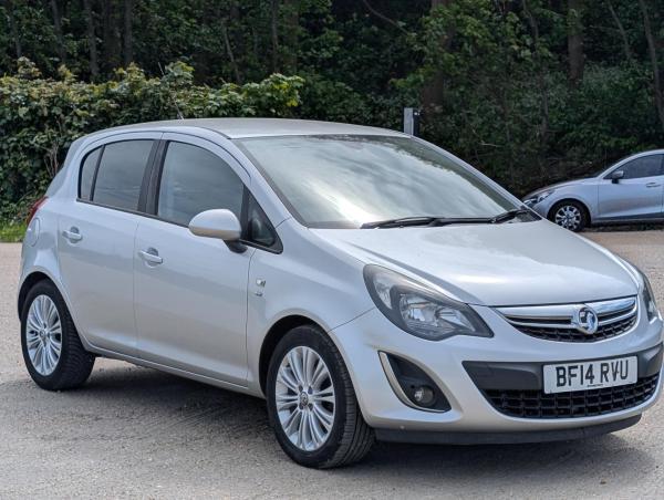 Vauxhall Corsa 1.2 16V SE Hatchback 5dr Petrol Manual Euro 5 (85 ps)