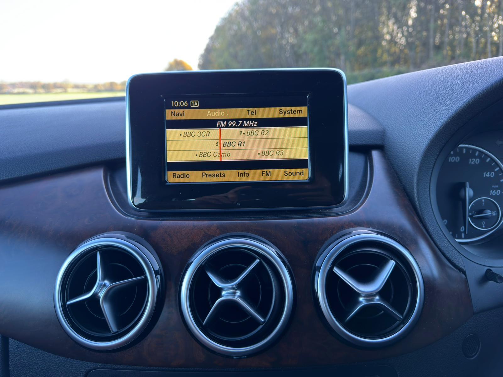 Mercedes-Benz B Class 1.6 B180 BlueEfficiency SE MPV 5dr Petrol 7G-DCT Euro 5 (s/s) (122 ps)
