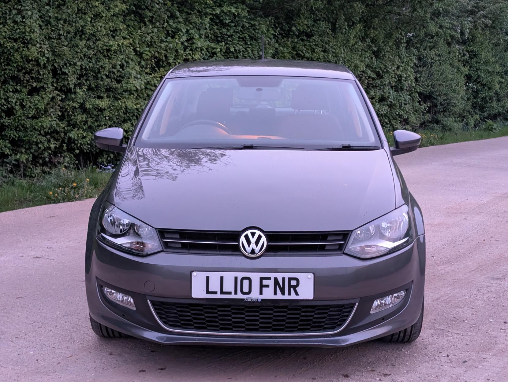 Volkswagen Polo 1.4 SEL Hatchback 5dr Petrol DSG Euro 5 (85 ps)