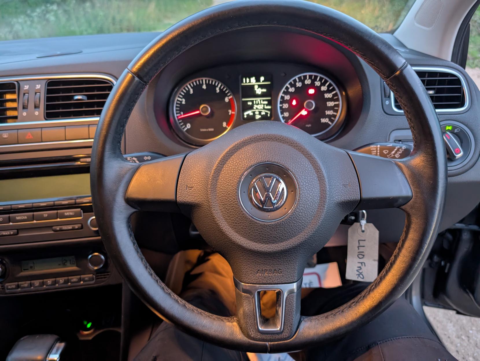 Volkswagen Polo 1.4 SEL Hatchback 5dr Petrol DSG Euro 5 (85 ps)