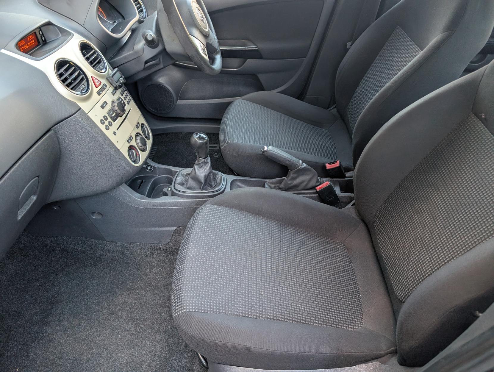 Vauxhall Corsa 1.2i 16v Energy Hatchback 5dr Petrol Manual (a/c) (124 g/km, 84 bhp)