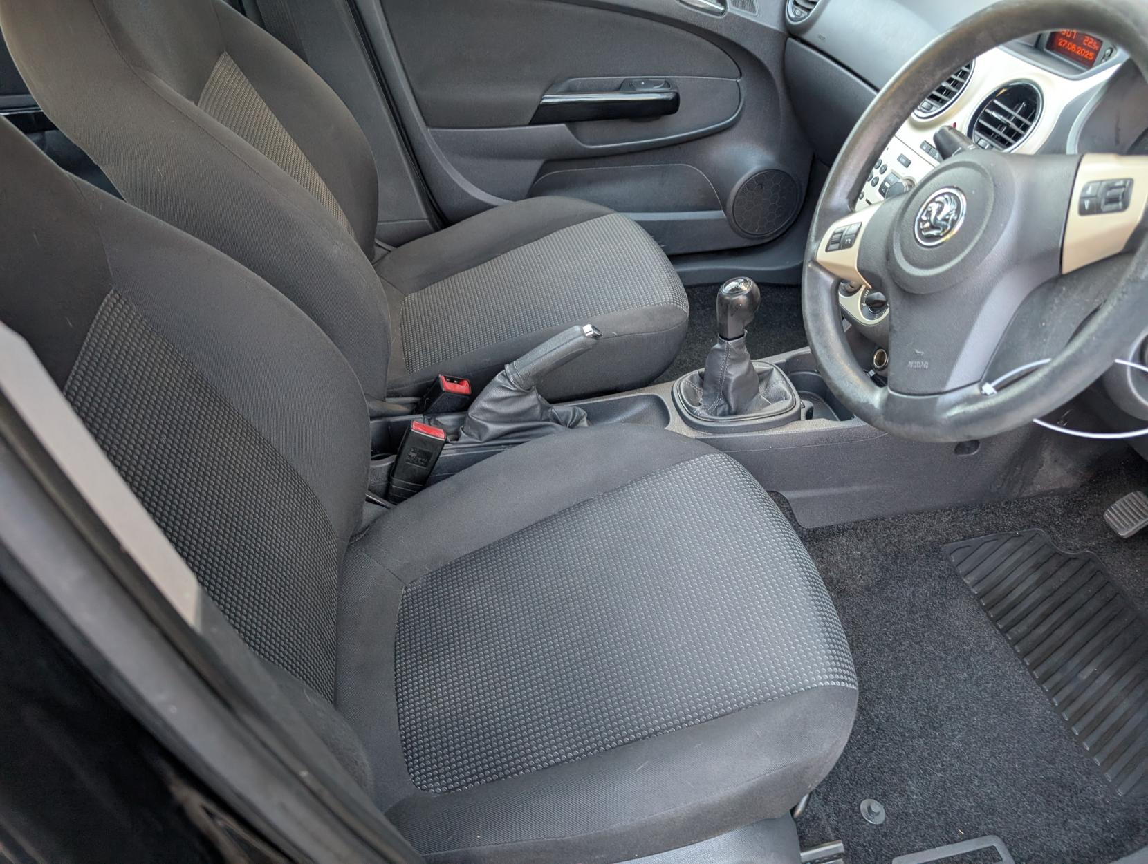 Vauxhall Corsa 1.2i 16v Energy Hatchback 5dr Petrol Manual (a/c) (124 g/km, 84 bhp)