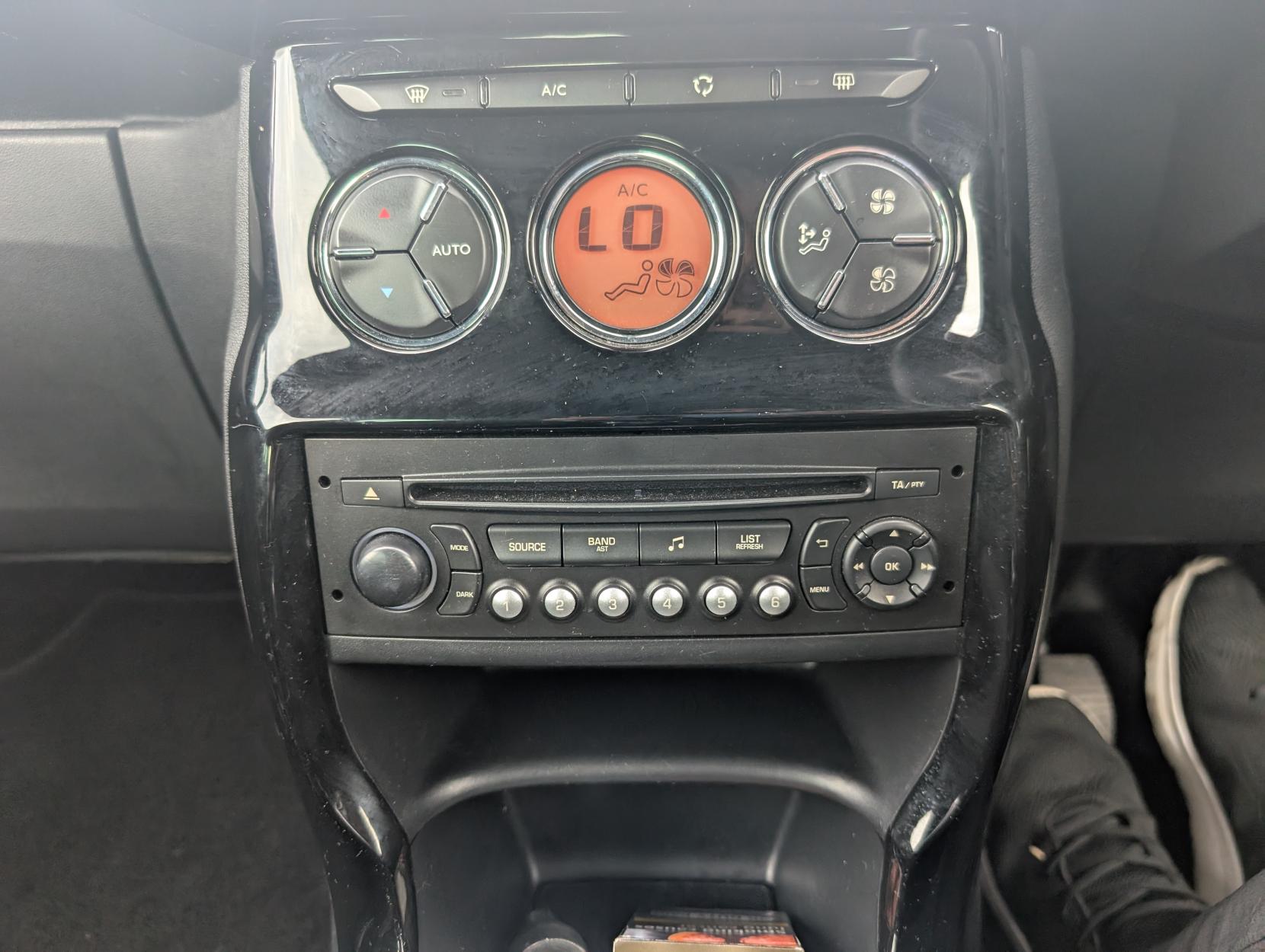 Citroen DS3 1.6 VTi DStyle Plus Hatchback 3dr Petrol Manual Euro 5 (120 ps)