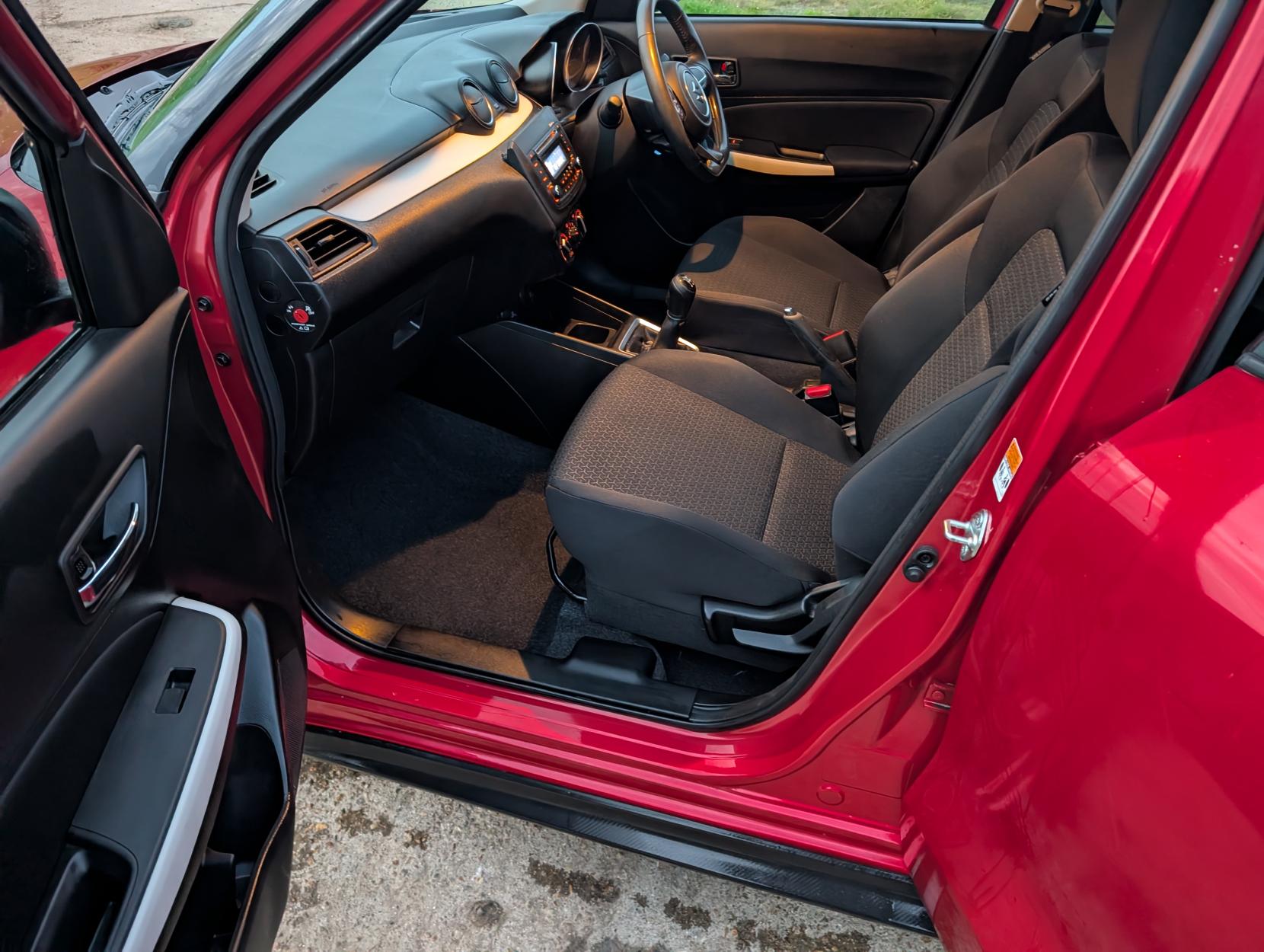 Suzuki Swift 1.2 Dualjet Attitude Hatchback 5dr Petrol Manual Euro 6 (s/s) (90 ps)