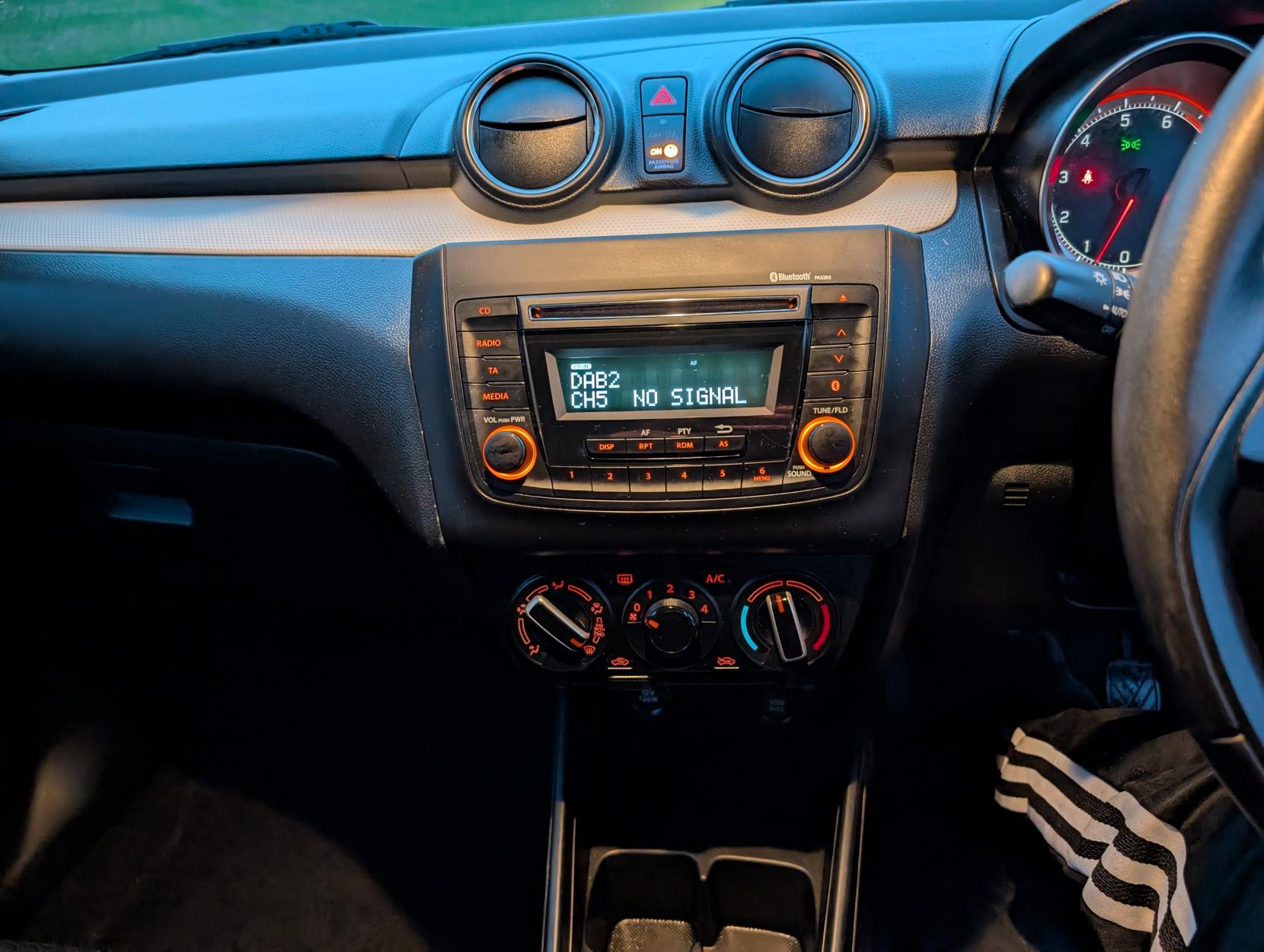 Suzuki Swift 1.2 Dualjet Attitude Hatchback 5dr Petrol Manual Euro 6 (s/s) (90 ps)