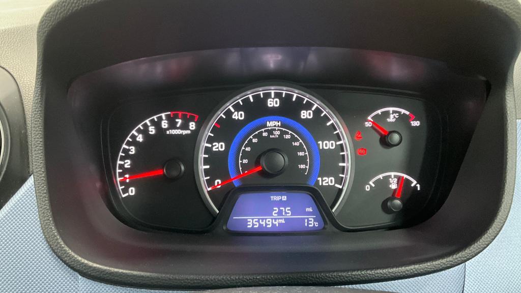 Hyundai i10 1.0 Blue Drive Premium Hatchback 5dr Petrol Manual Euro 6 (s/s) (66 ps)