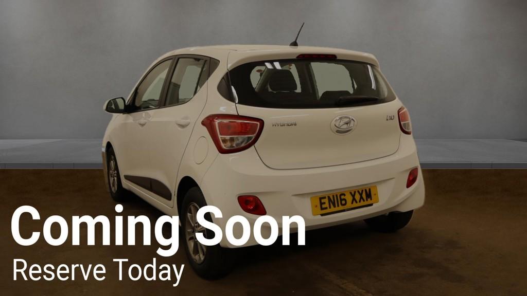Hyundai i10 1.0 Blue Drive Premium Hatchback 5dr Petrol Manual Euro 6 (s/s) (66 ps)