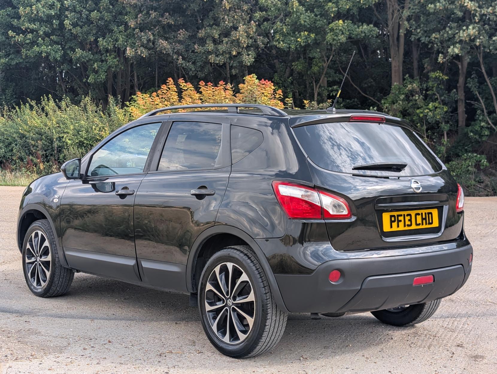 Nissan Qashqai 1.6 360 SUV 5dr Petrol Manual 2WD Euro 5 (117 ps)