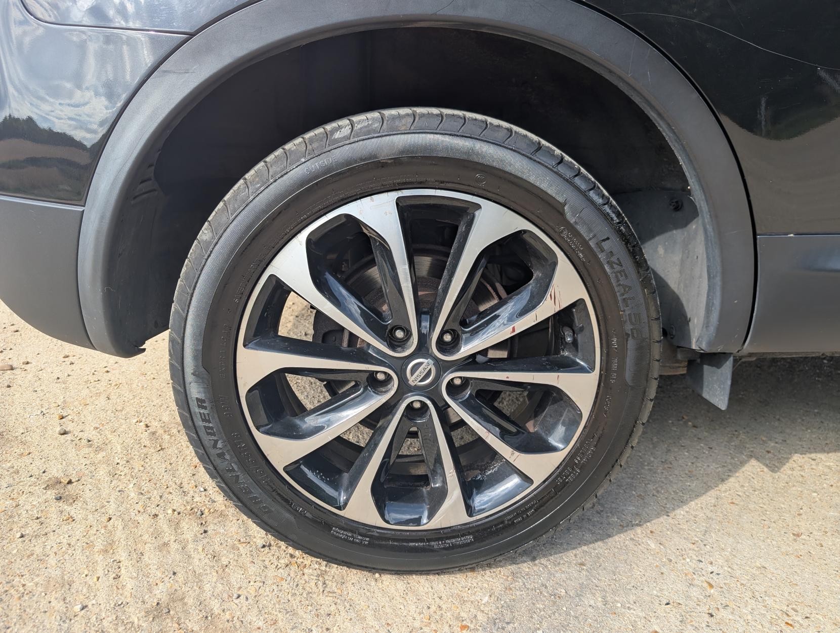 Nissan Qashqai 1.6 360 SUV 5dr Petrol Manual 2WD Euro 5 (117 ps)