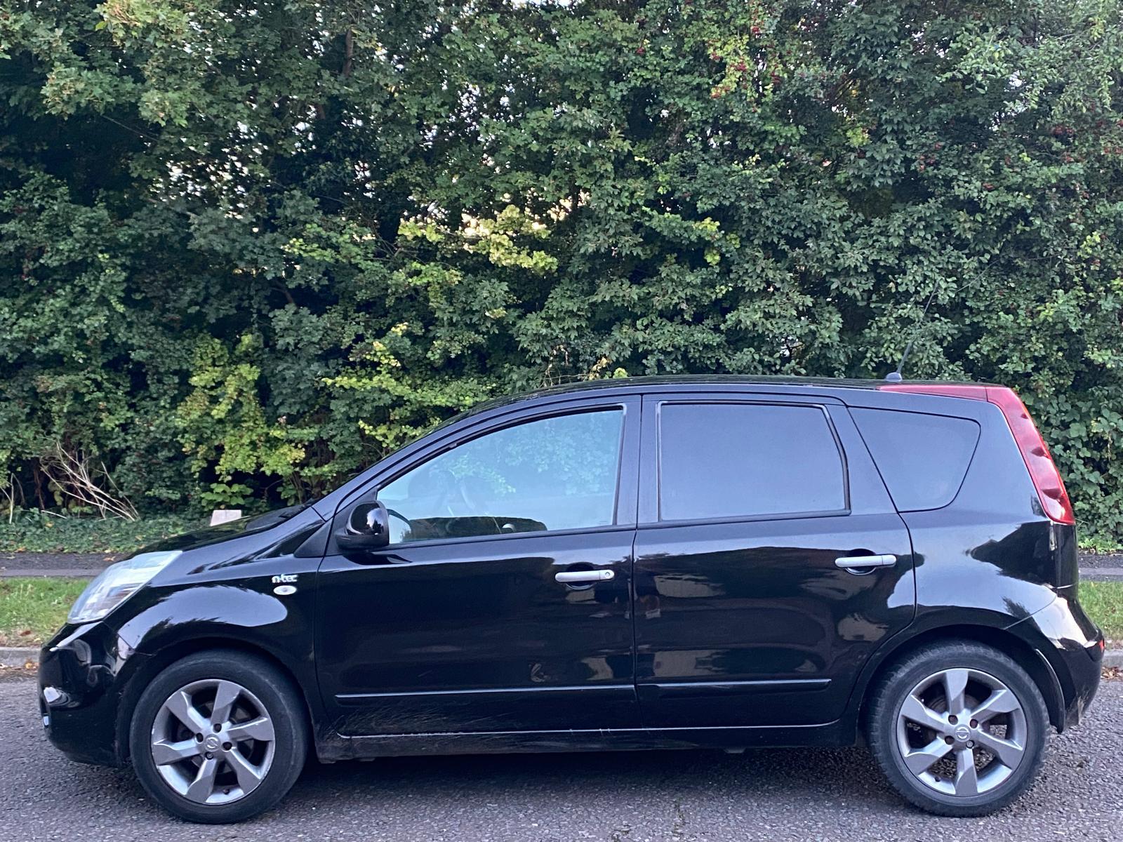 Nissan Note 1.6 16V n-tec Hatchback 5dr Petrol Auto Euro 5 (110 ps)