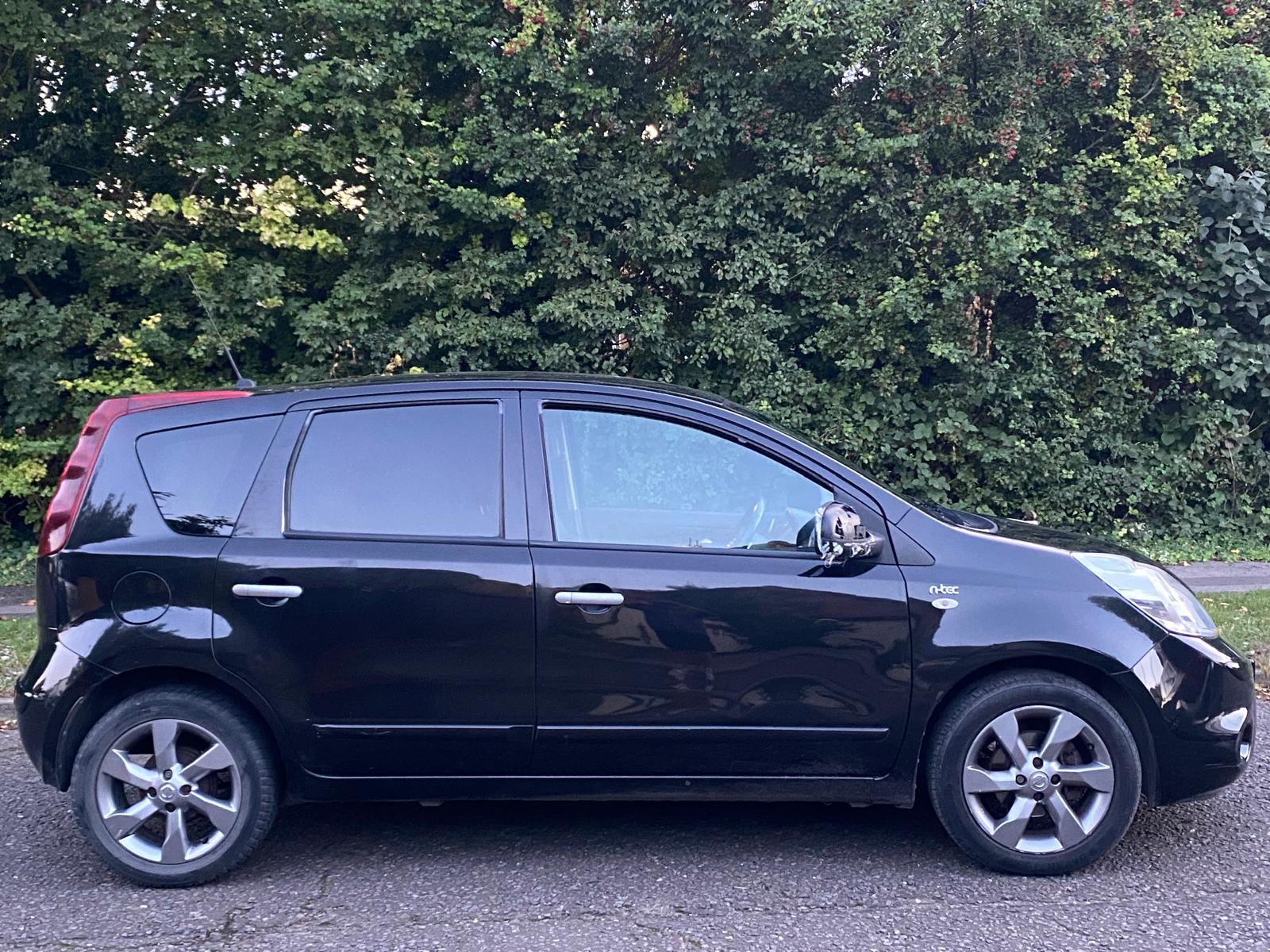 Nissan Note 1.6 16V n-tec Hatchback 5dr Petrol Auto Euro 5 (110 ps)