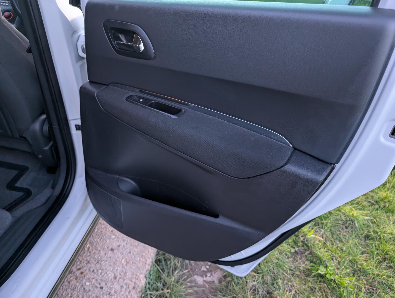 Peugeot 3008 1.6 HDi Active SUV 5dr Diesel Manual Euro 5 (115 ps)